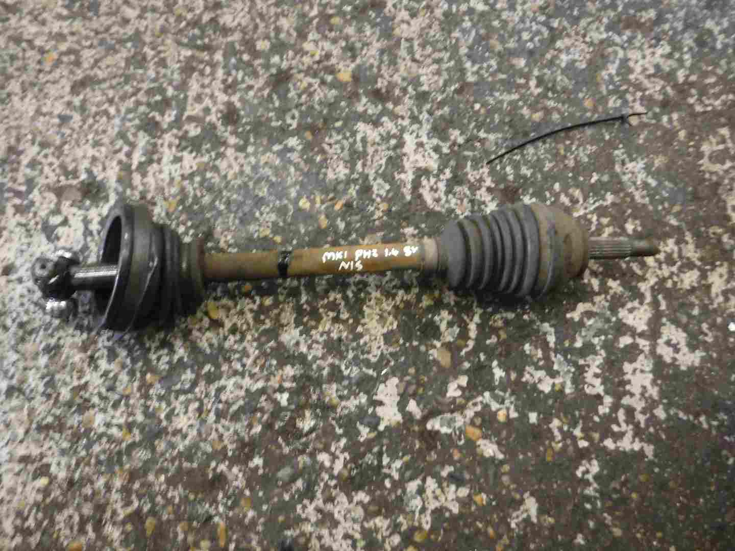 Renault Clio MK1 1990-1998 1.4 8v Passenger NSF Front Driveshaft E7J
