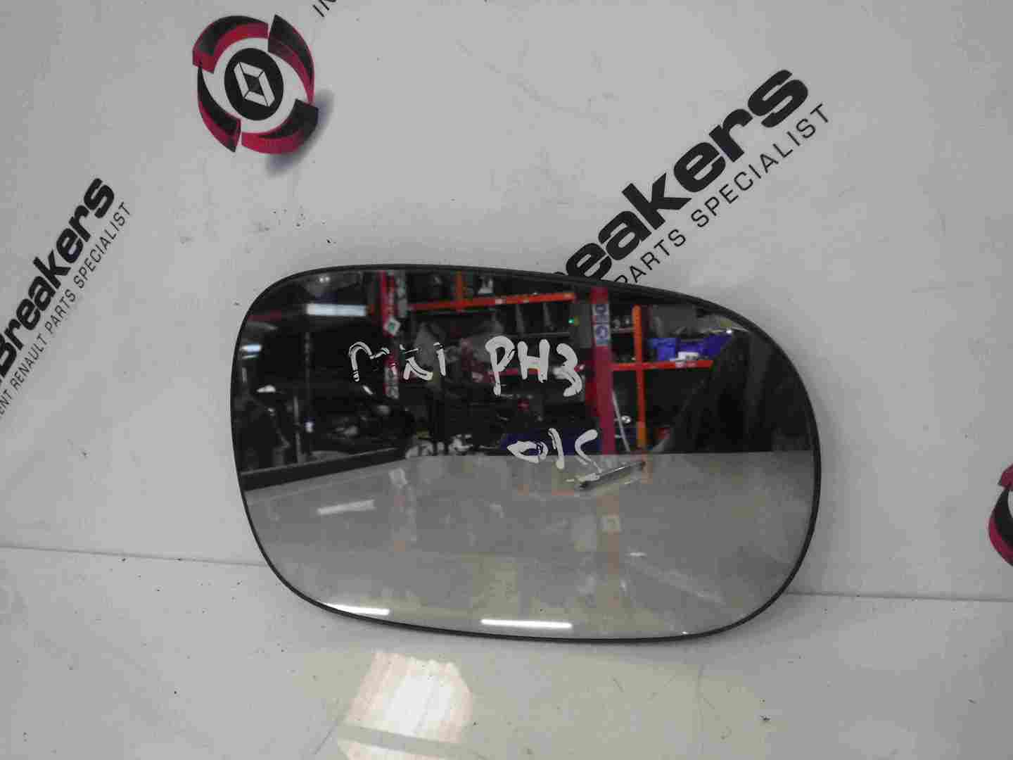 Renault Clio MK1 1990-1998 Drivers OS Wing Mirror Glass
