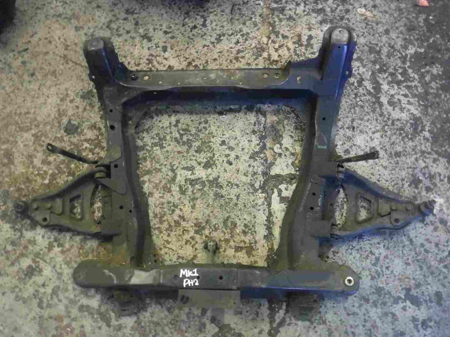 Renault Clio MK1 1990-1998 Front Subframe Cradle Wish Bones