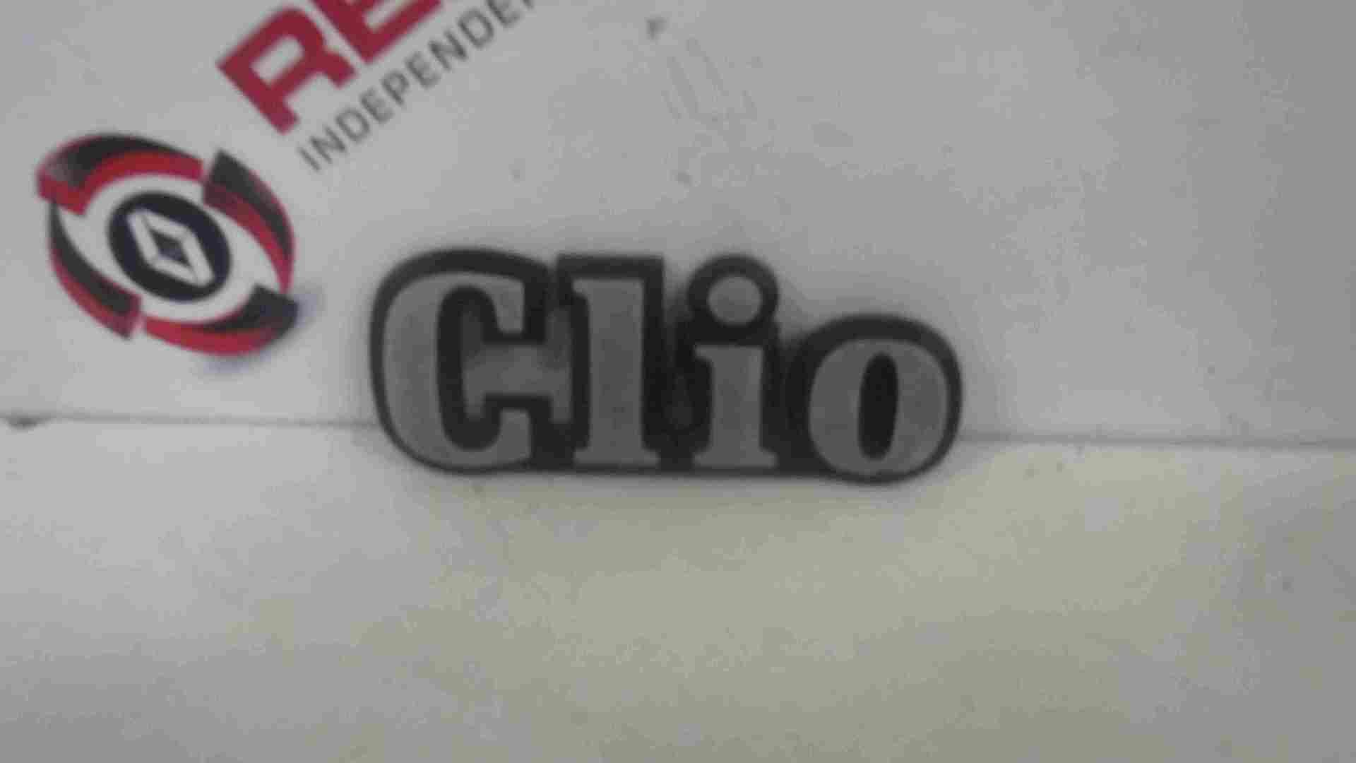 Renault Clio MK1 1990-1998 Rear Badge Emblem