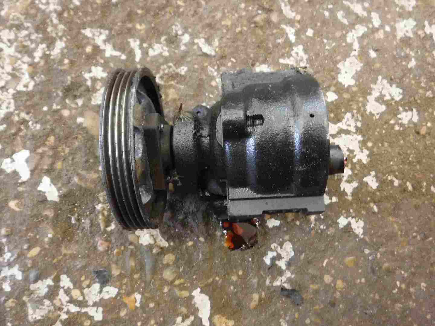 Renault Clio MK2 1998-2001 1.2 8v Power Steering Pump