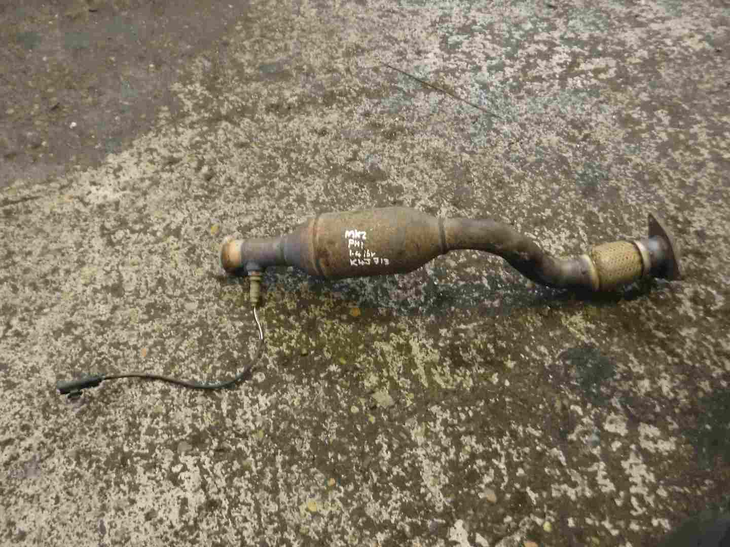 Renault Clio MK2 1998-2001 1.4 16v Exhaust Cataylic Converter Cat K4J 713
