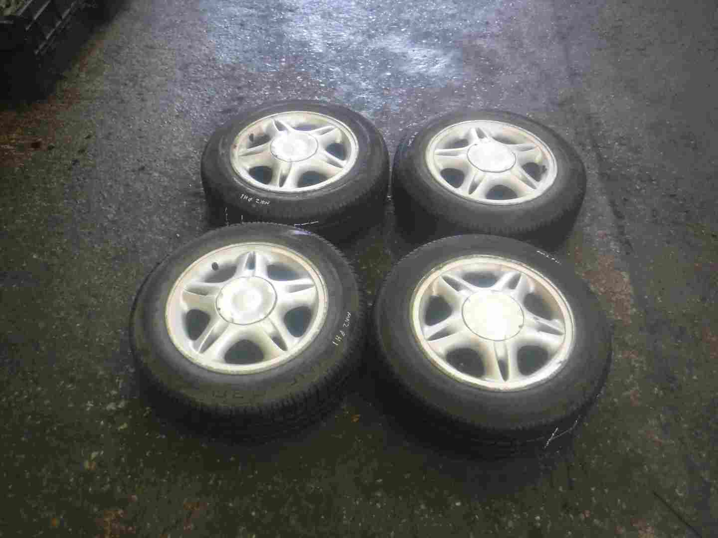 Renault Clio MK2 1998-2001 Alloy Wheels Set X4 + Tyres 175 65 14 5mm Tread