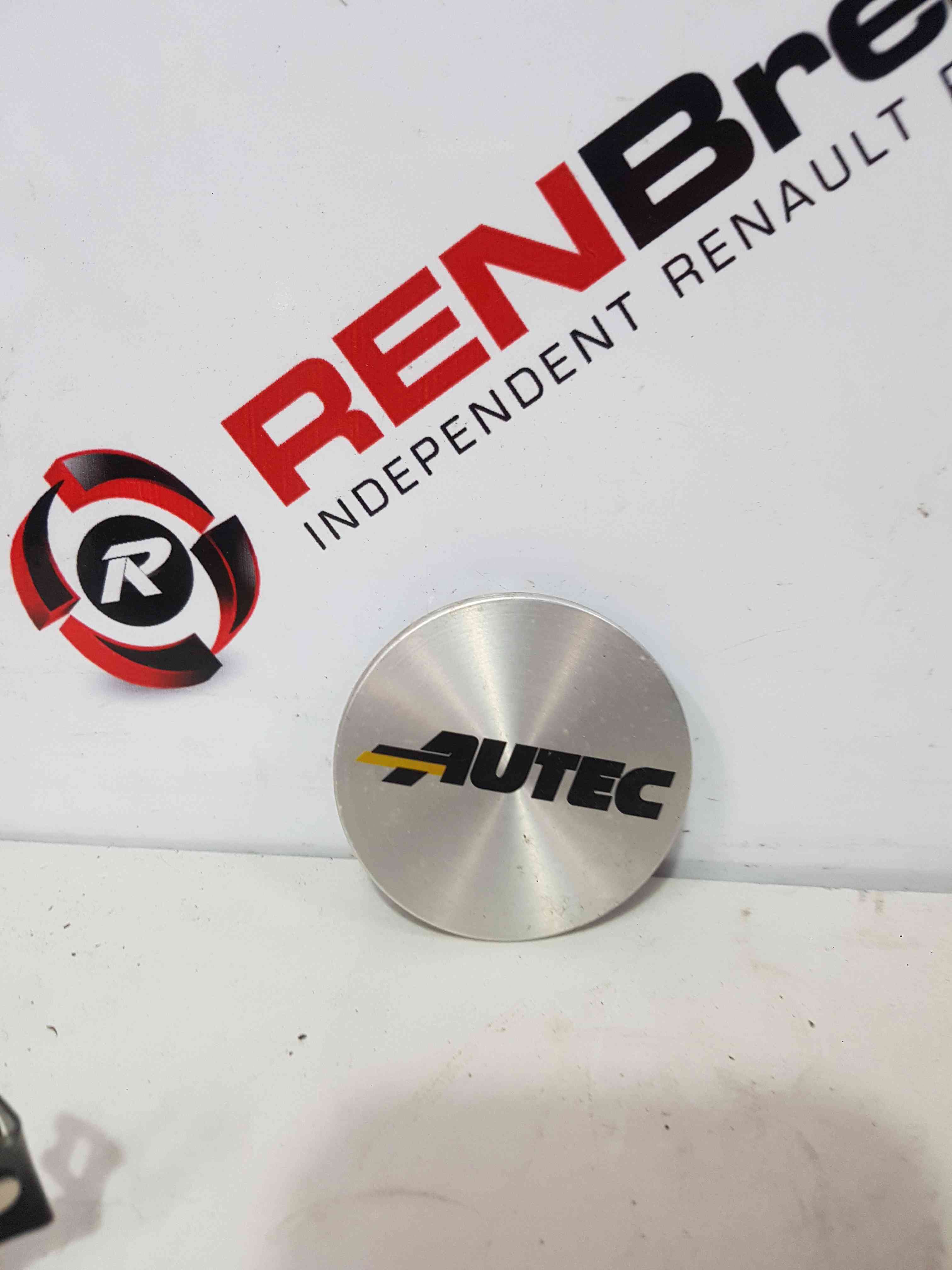 Thumb 5 Renault Clio MK2 1998-2001 Autec Centre Alloy Wheel CAP  5/5