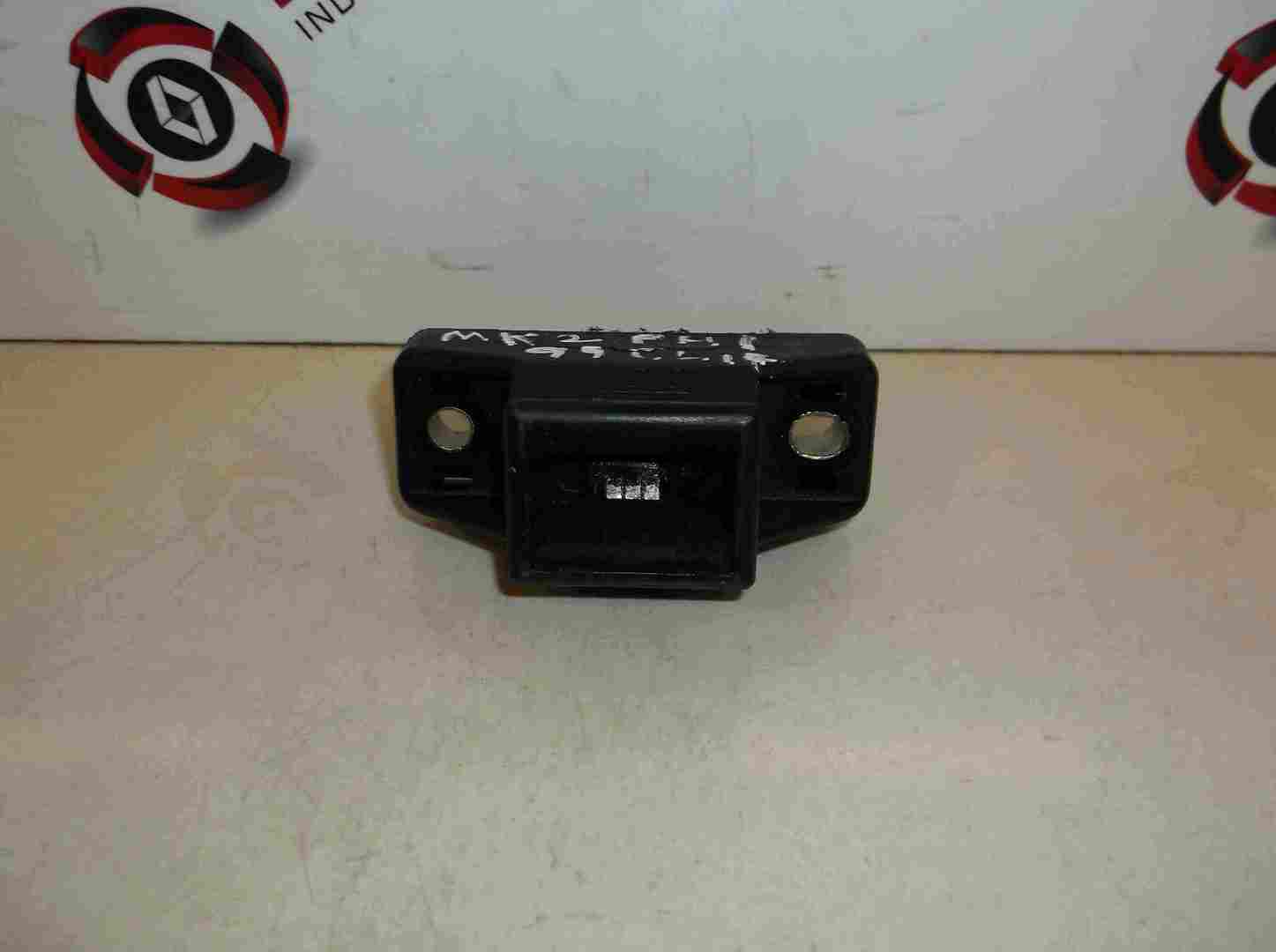 Renault Clio MK2 1998-2001 Boot Tailgate Locking Mechanism Catch
