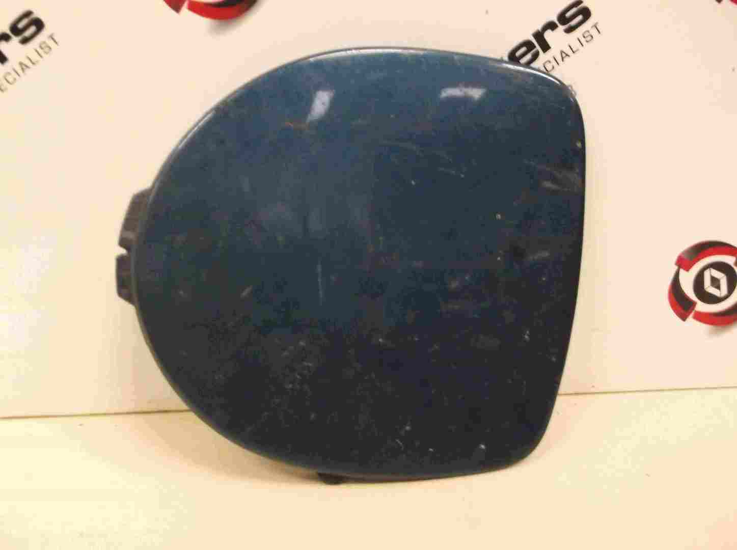 Renault Clio MK2 1998-2001 Drivers OSF Front Fog Light Cover Blue 408 7700846878