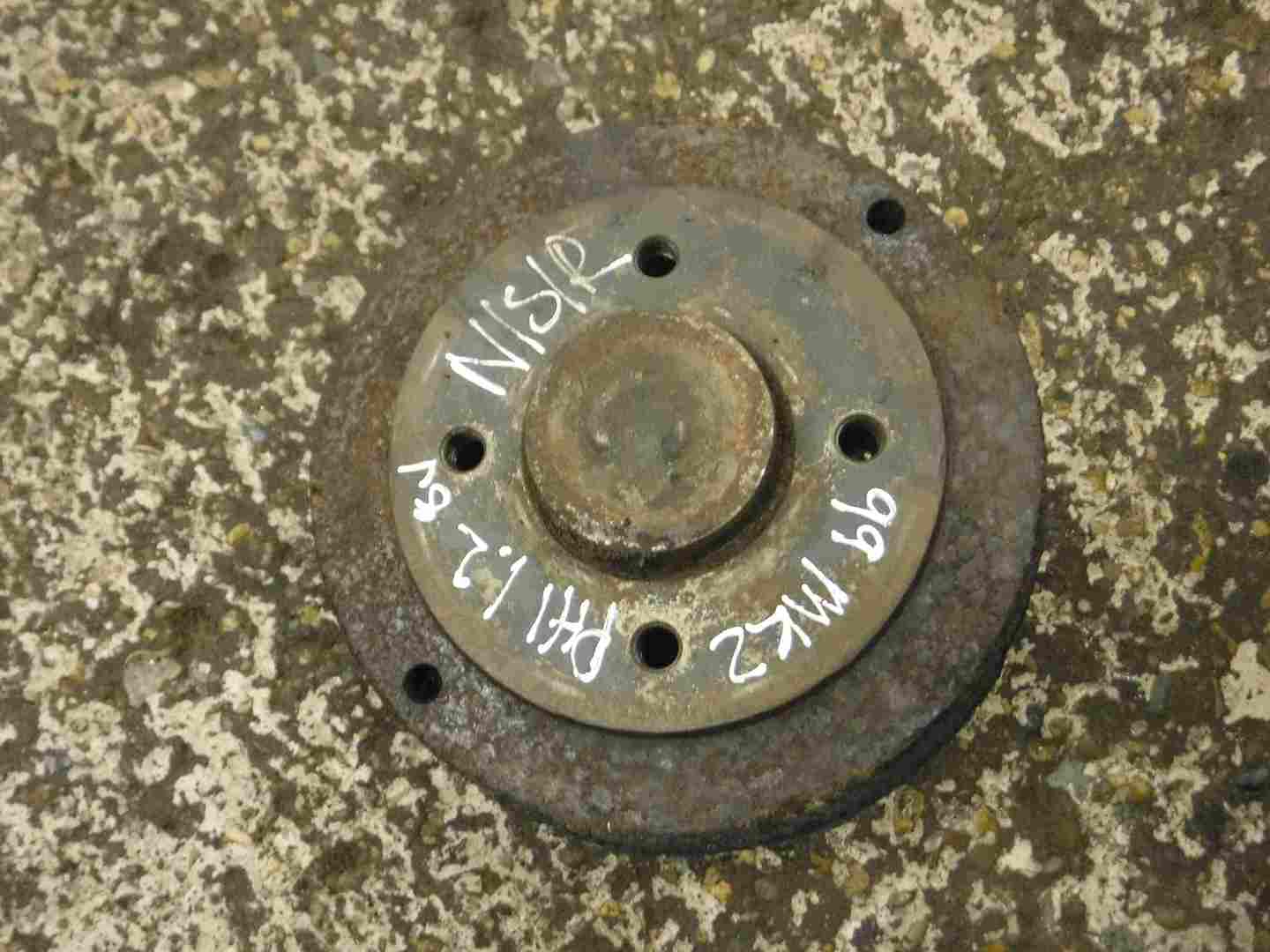 Renault Clio MK2 1998-2001 Drivers OSR Rear Stub Axle Drum