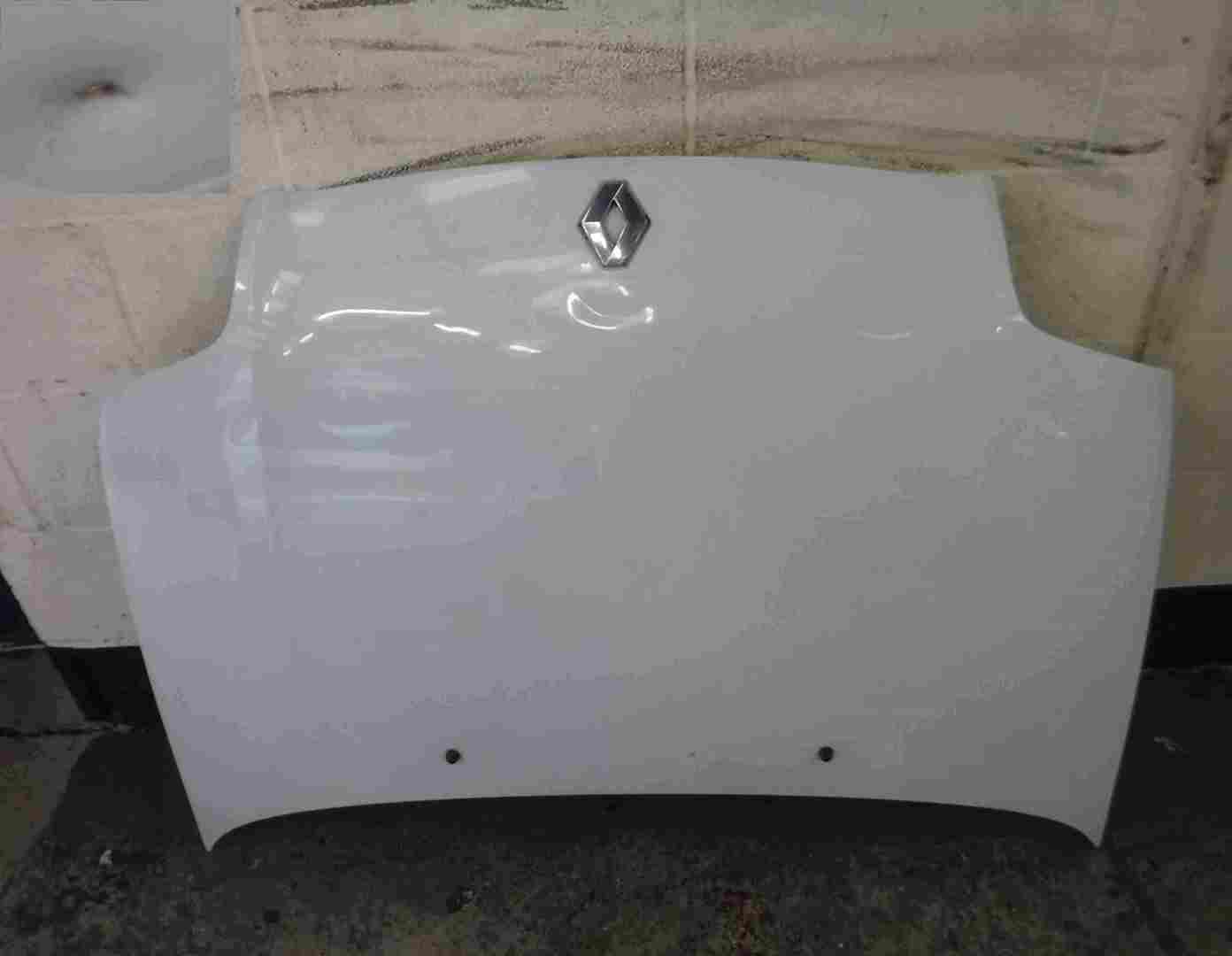 Renault Clio MK2 1998-2001 Front Bonnet White D389