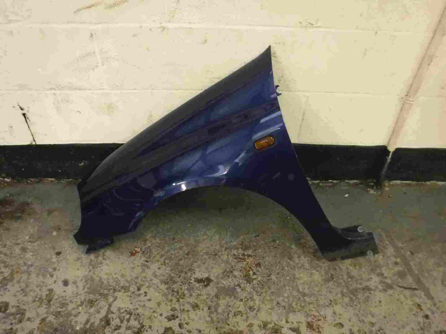 Renault Clio MK2 1998-2001 Passenger NS Wing Blue 432