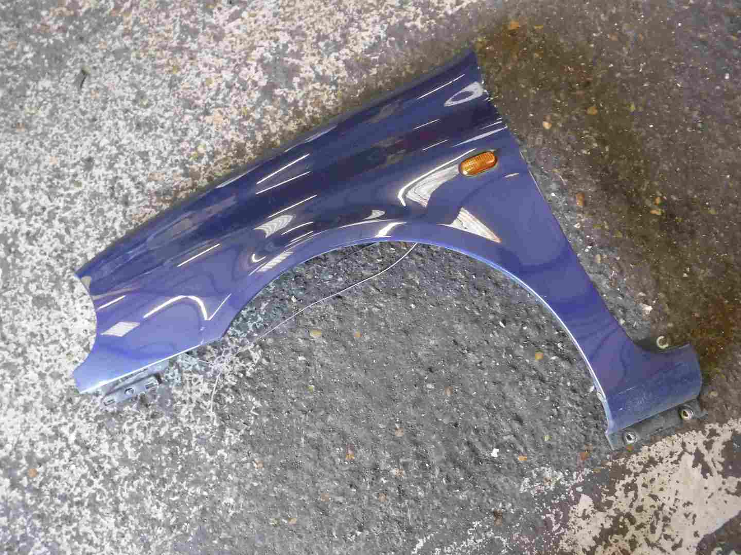 Renault Clio MK2 1998-2001 Passenger NS Wing Blue OV460