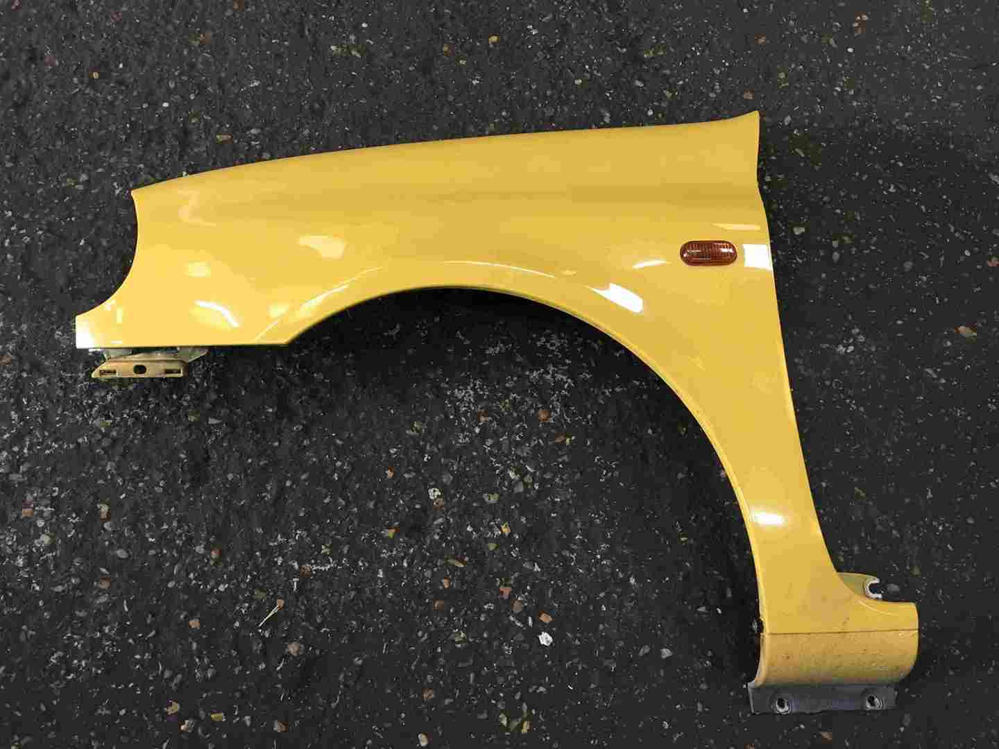 Renault Clio MK2 1998-2001 Passenger NS Wing Yellow OV377