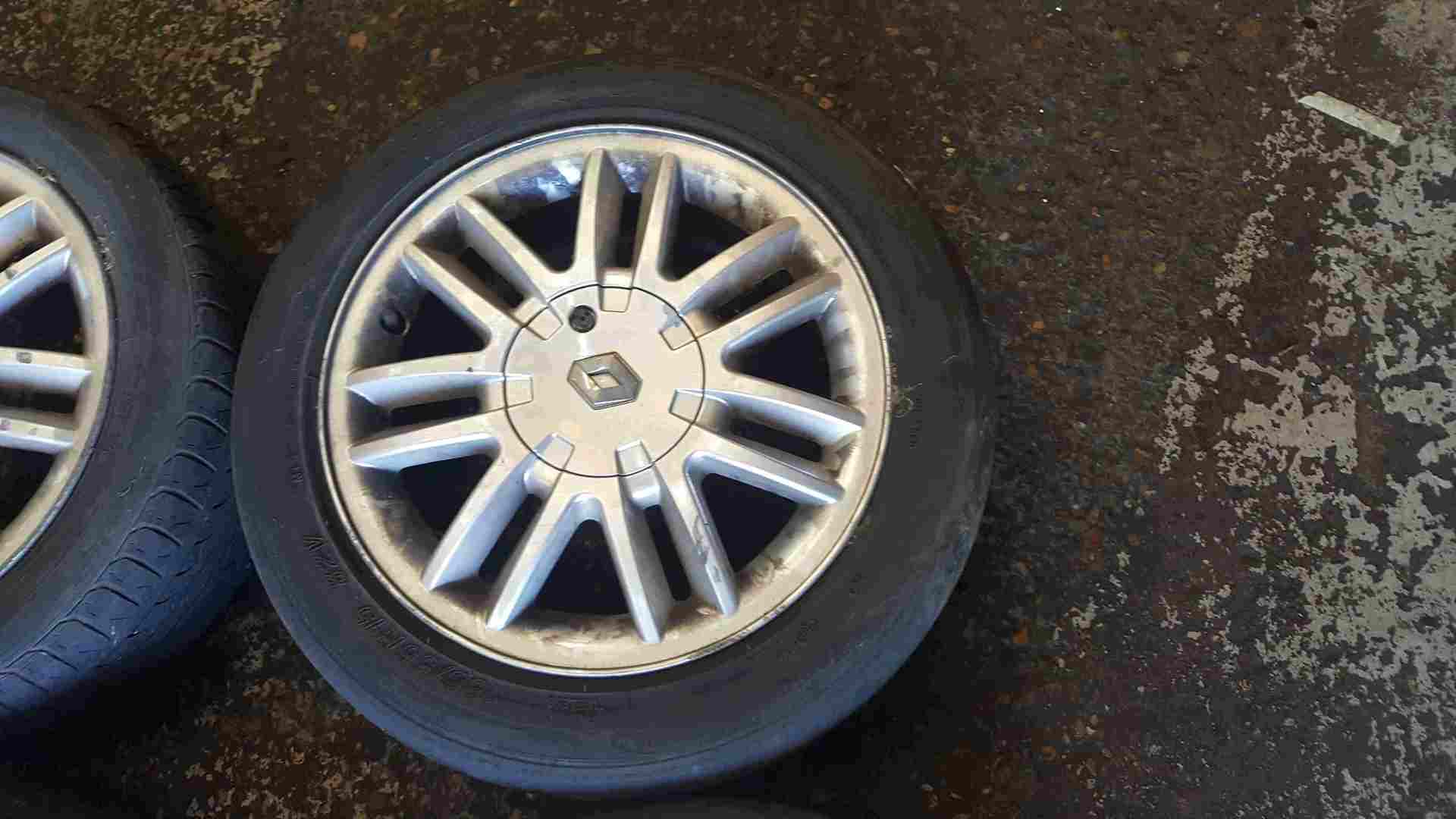 Thumb 5 Renault Clio MK2 1998-2006 Jade Alloy Wheels Set X4 15inch