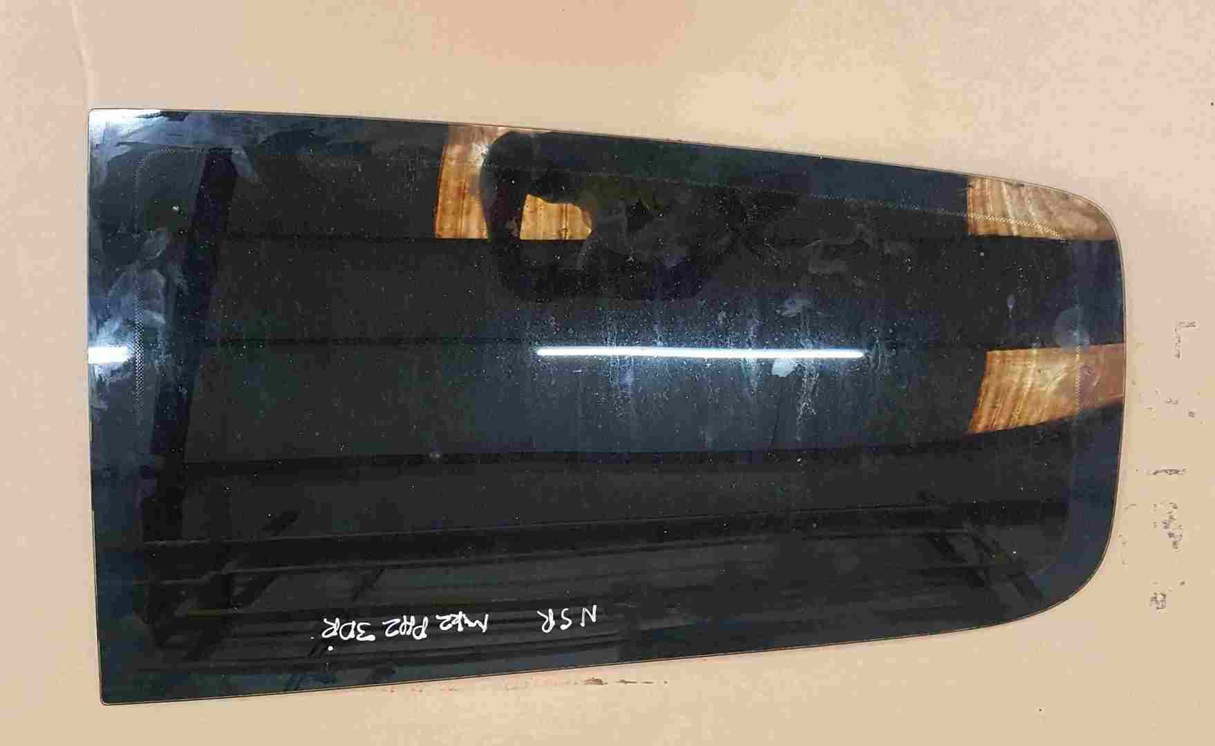 Renault Clio MK2 1998-2006 Passenger NSR Rear Window Glass TINTED 3dr