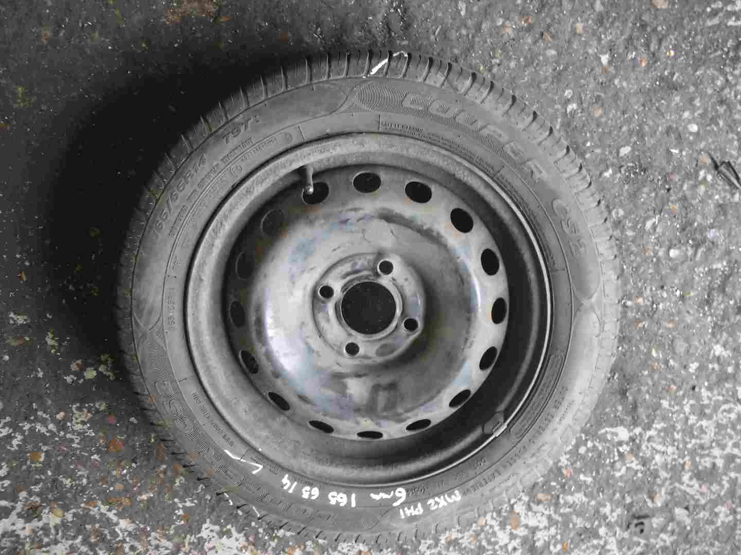 Renault Clio MK2 1998-2006 Spare Steel Wheel Rim + Tyre 165 65 14 6mm