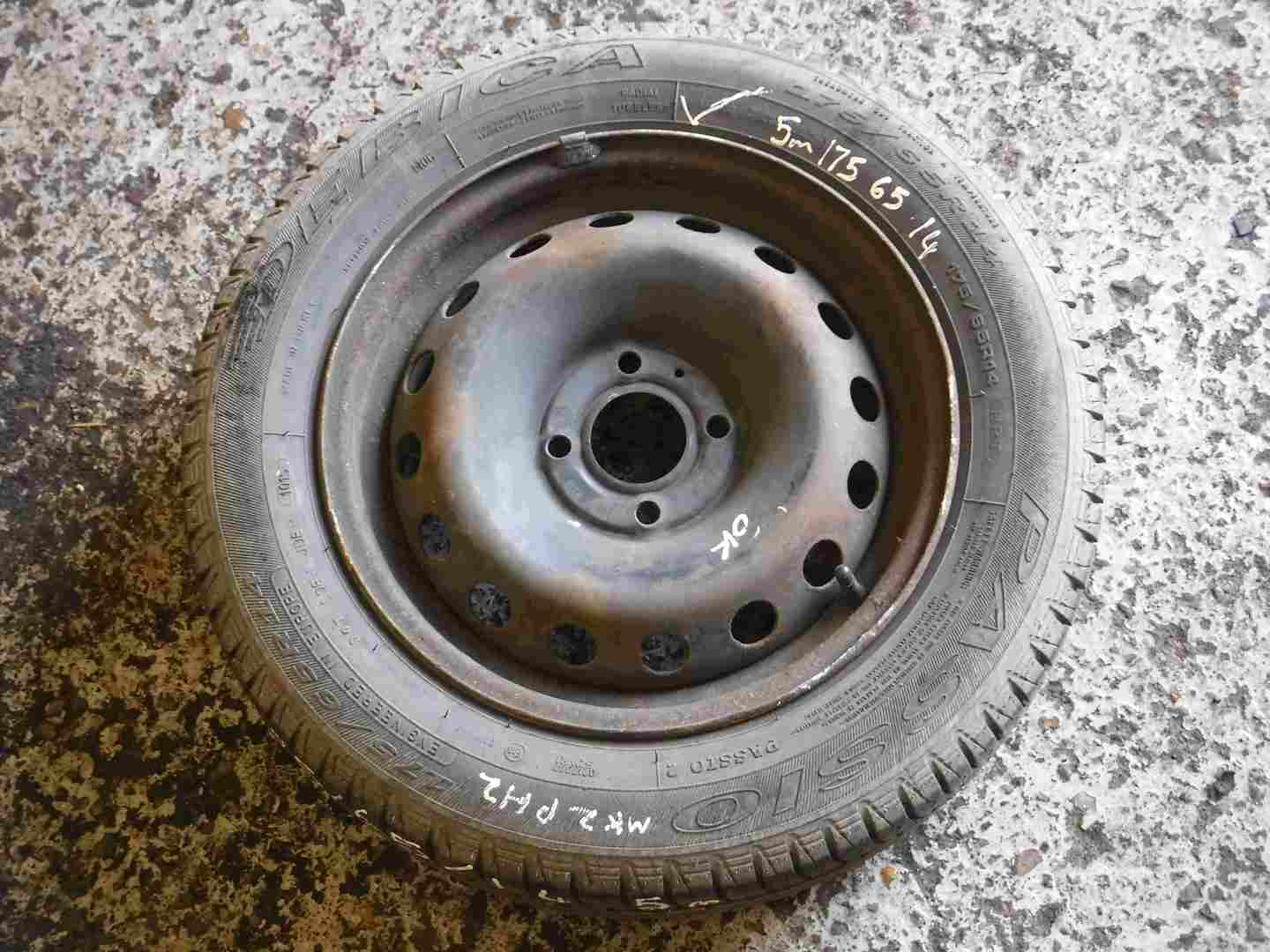 Renault Clio MK2 1998-2006 Spare Steel Wheel Rim + Tyre 175 65 14 5mm Tread