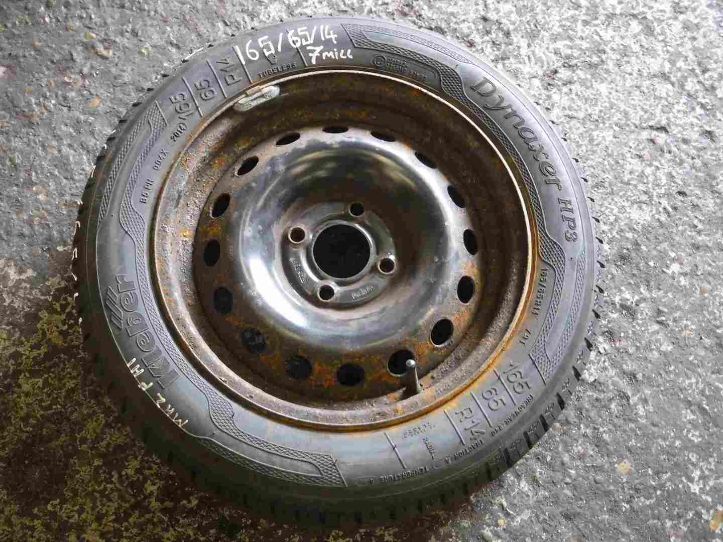 Renault Clio MK2 1998-2006 Steel Wheel Rim + Tyre 165 65 14 7mm Tread