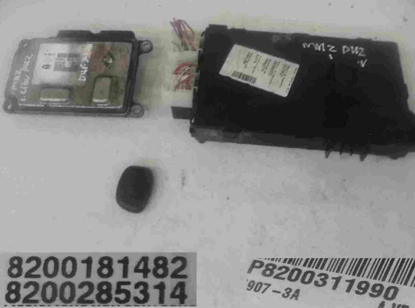 Renault Clio MK2 2001-2006 1.2 16v ECU SET UCH BCM Immobiliser + Key Fob