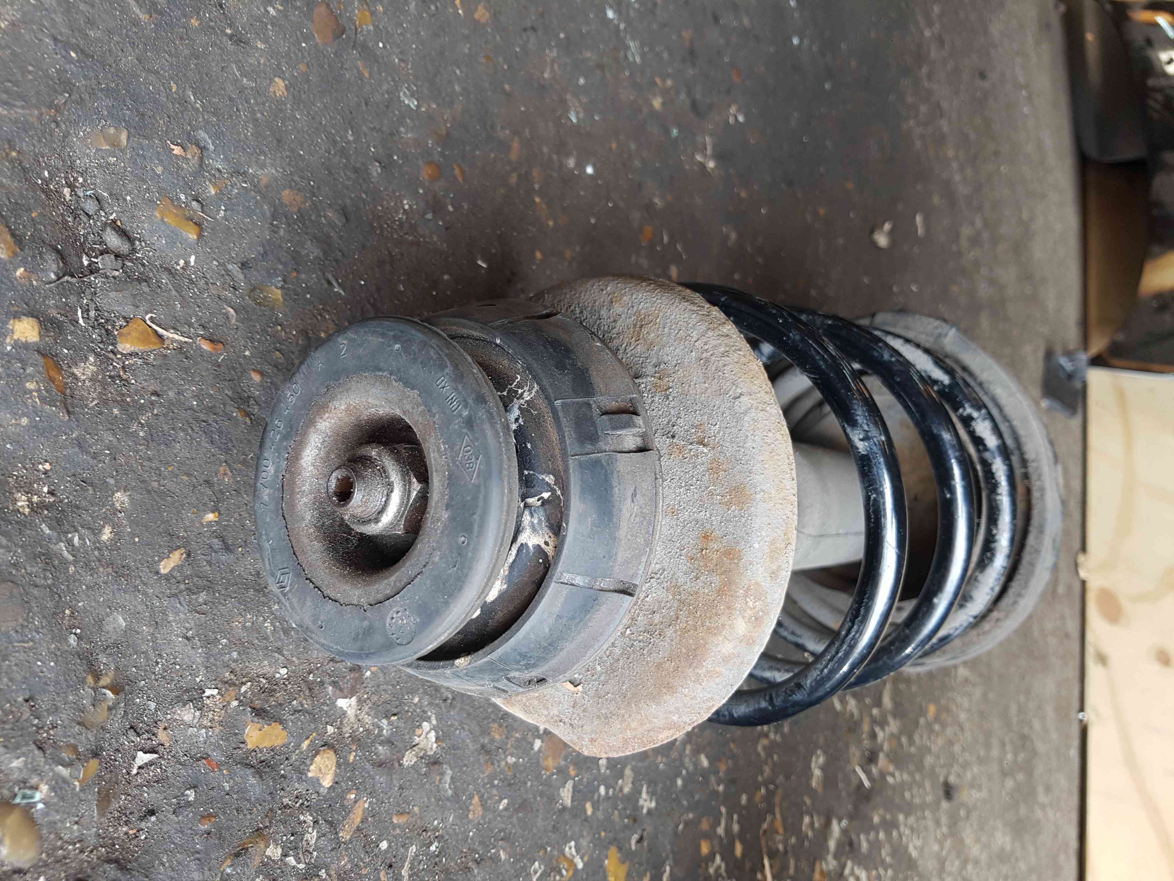 Thumb 6 Renault Clio MK2 2001-2006 1.4 16V Front Shock Spring Suspension Ns Os