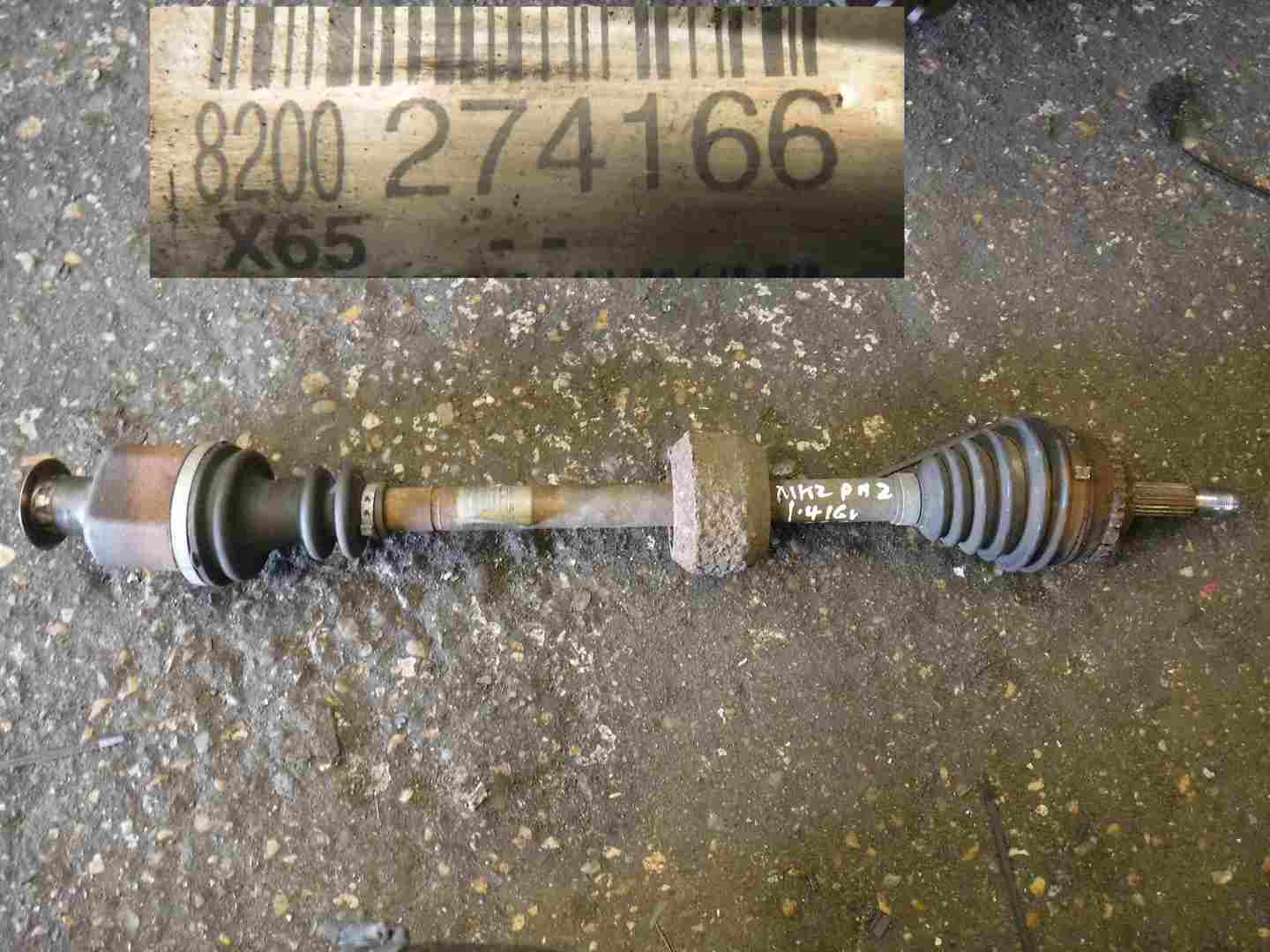 Renault Clio MK2 2001-2006 1.4 16v Drivers OSF Front Driveshaft 8200274166