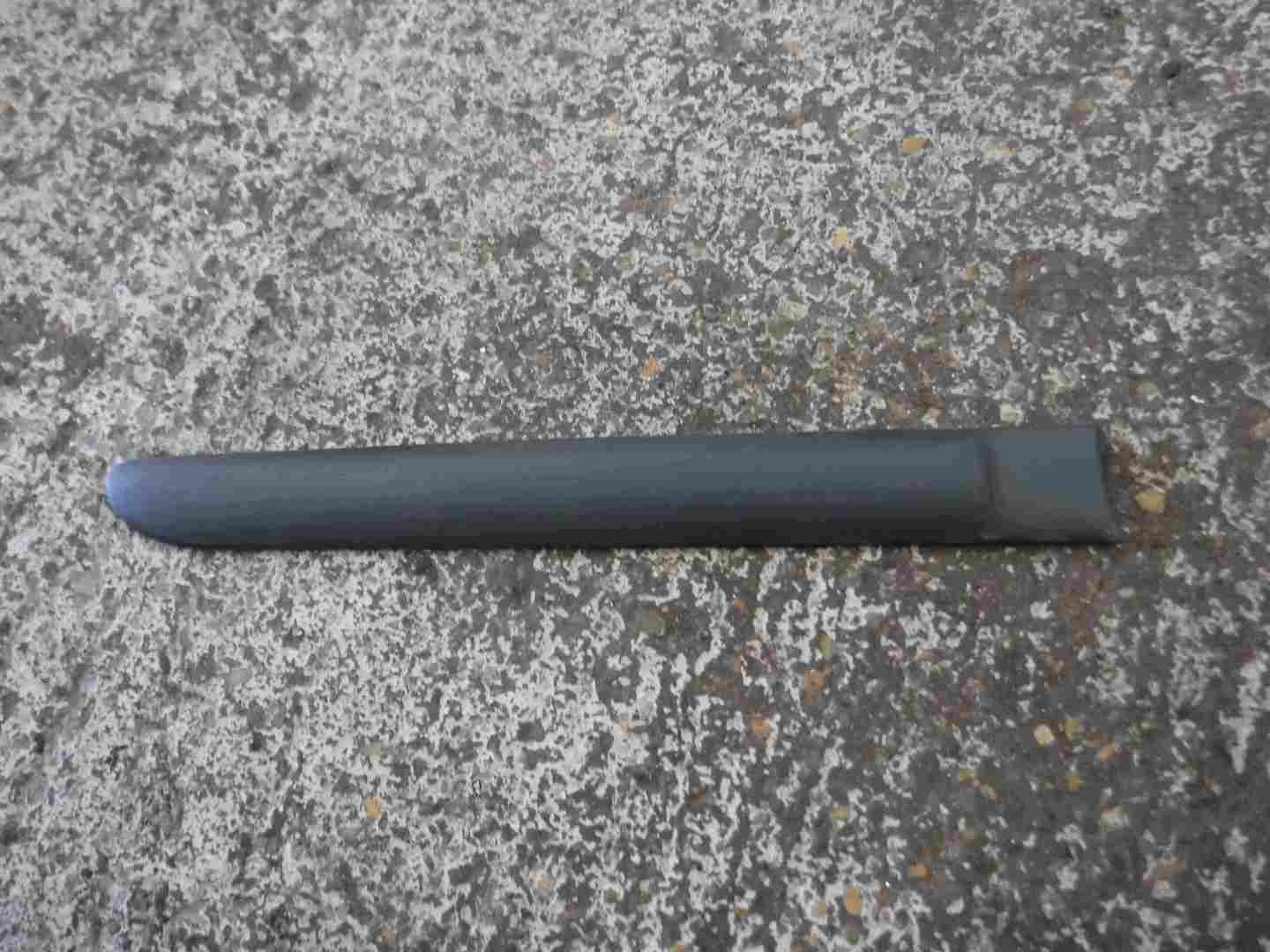 Renault Clio MK2 2001-2006 1.4 16v Drivers OSR Rear Door Moulding Trim