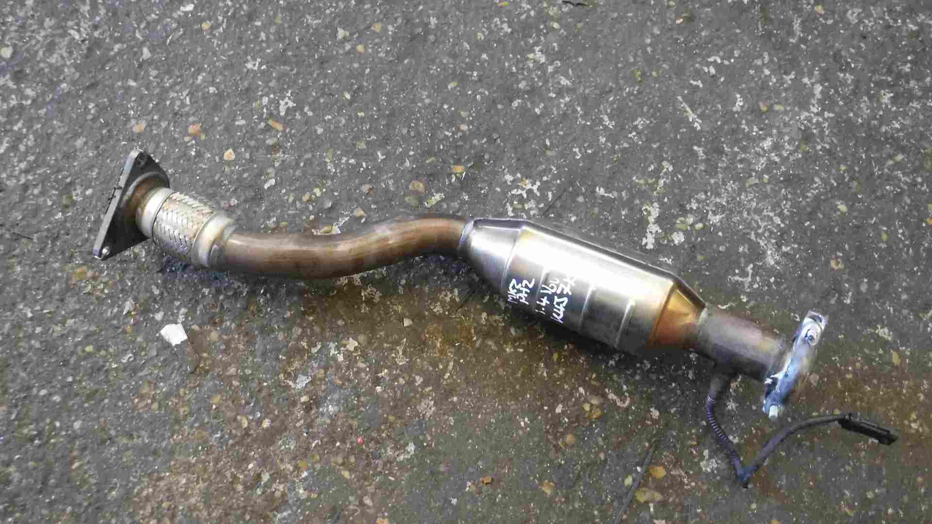 Renault Clio MK2 2001-2006 1.4 16v Exhaust Catalylic Conveter Cat