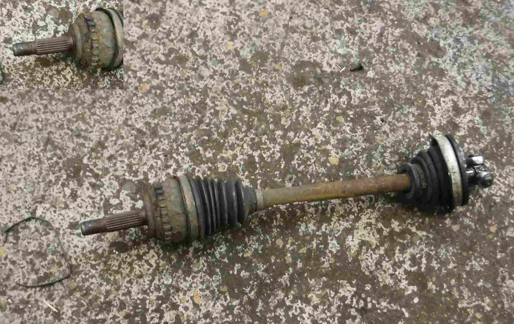 Renault Clio MK2 2001-2006 1.4 16v Passenger NSF Front Driveshaft ABS