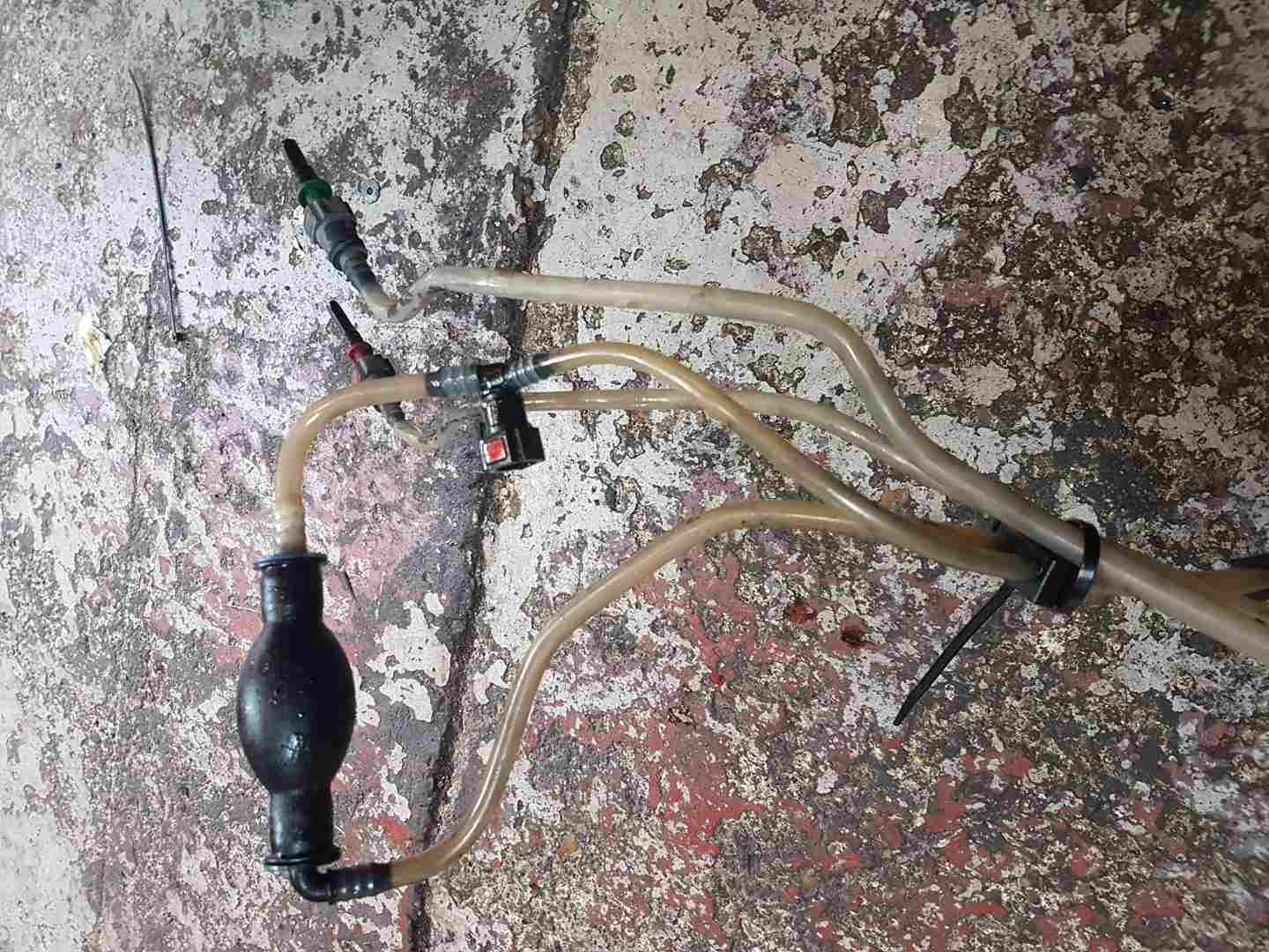 Renault Clio MK2 2001-2006 1.5 DCI Diesel Hand Primer