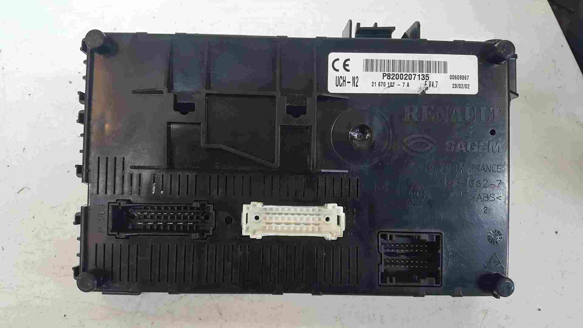 Thumb 6 Renault Clio MK2 2001-2006 1.5 DCi ECU SET UCH BCM Immobiliser + Key Fob