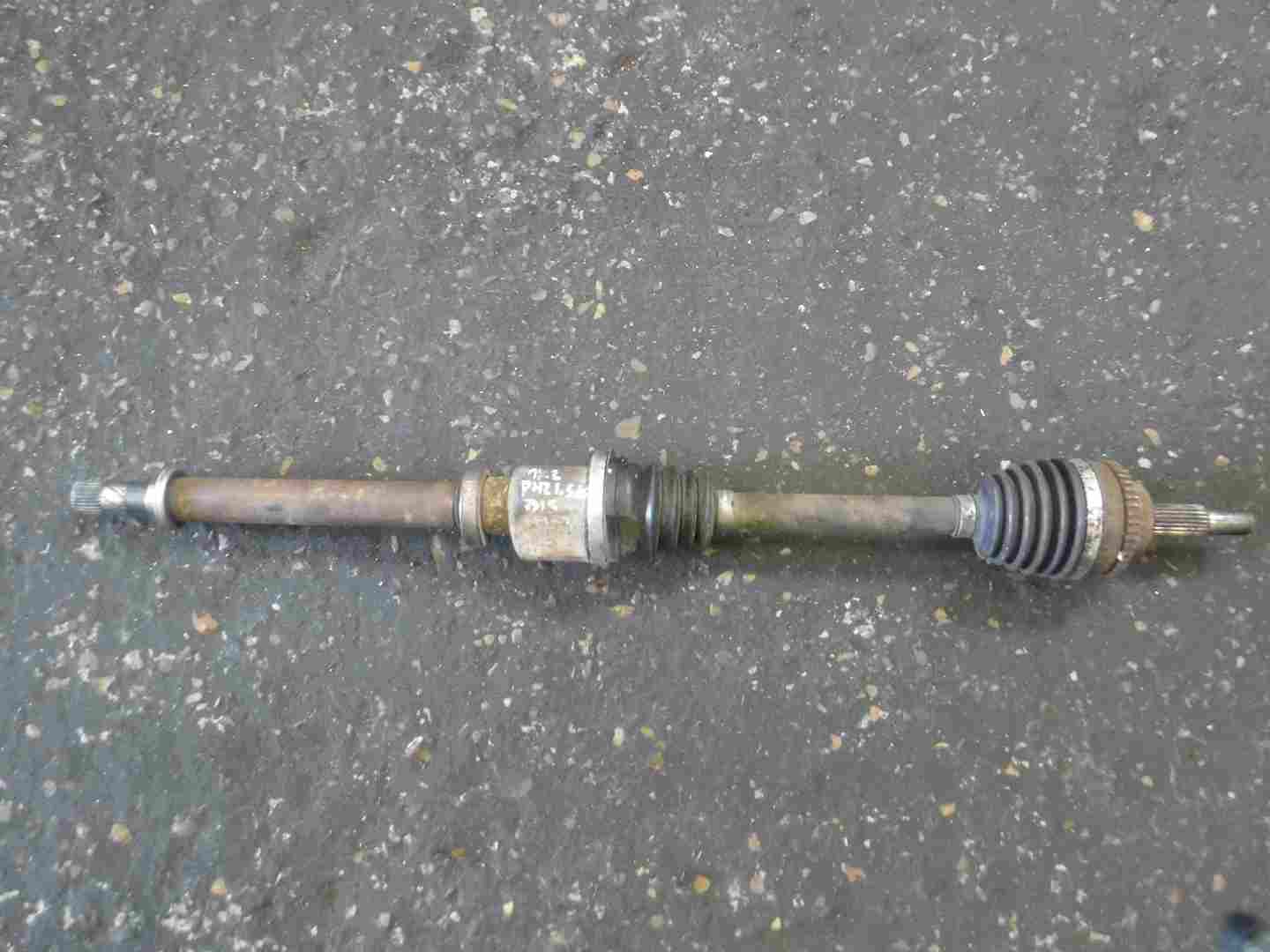 Renault Clio MK2 2001-2006 1.5 dCi Drivers OSF Front Driveshaft ABS