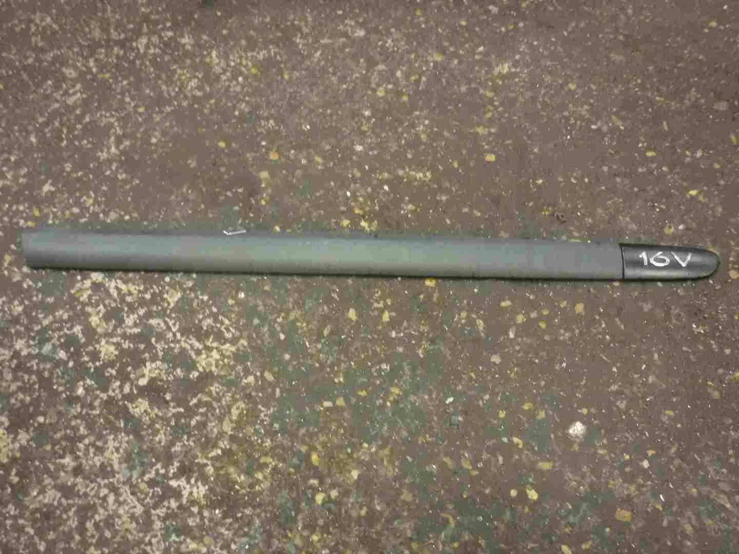 Renault Clio MK2 2001-2006 16V Drivers OSF Front Door Moulding Trim 3dr