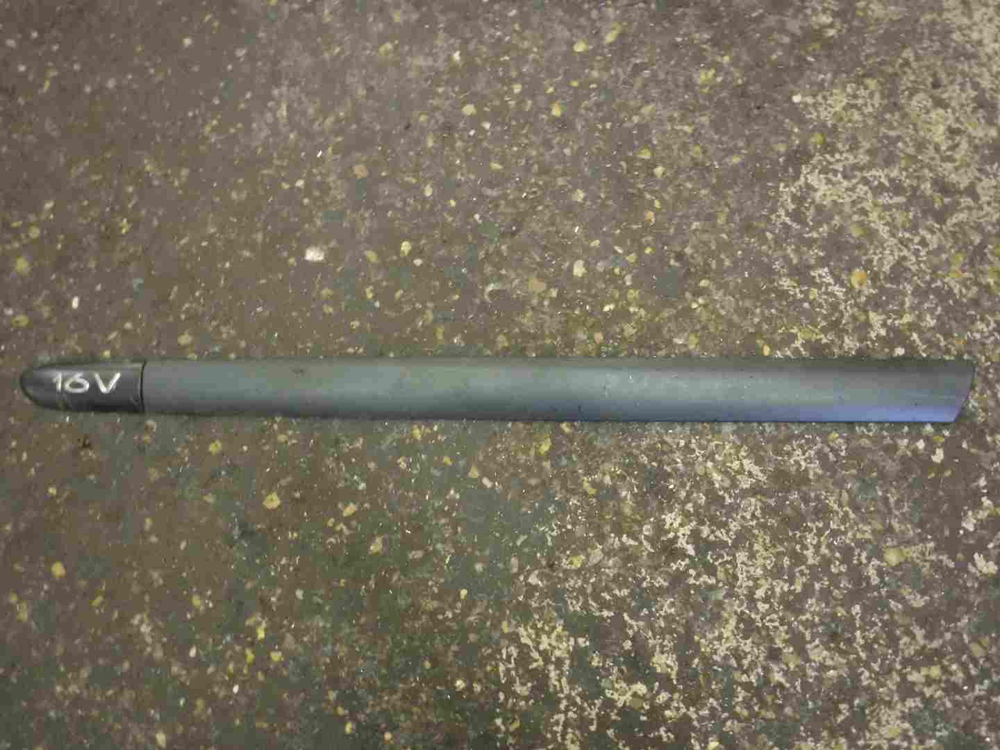 Renault Clio MK2 2001-2006 16V Passenger NSF Front Door Moulding Trim 3dr