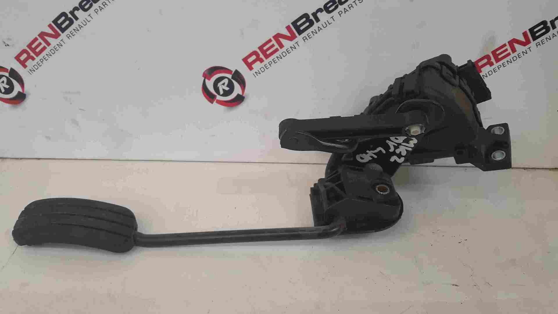 Thumb 3 Renault Clio MK2 2001-2006 Accelerator Pedal Gas Throttle 8200089851