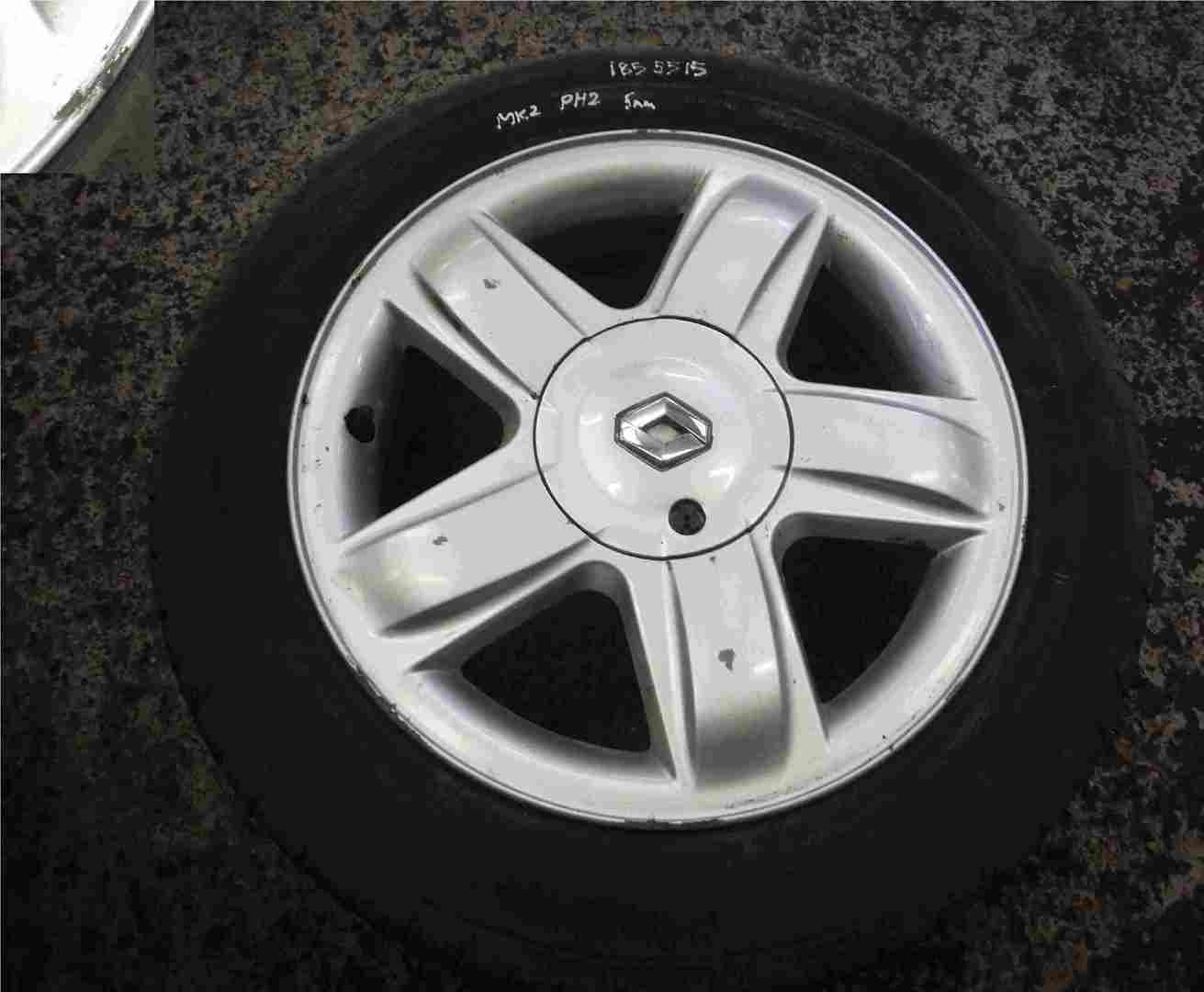 Renault Clio MK2 2001-2006 Alloy Wheel 185 55 15 5mm Dynamique X1