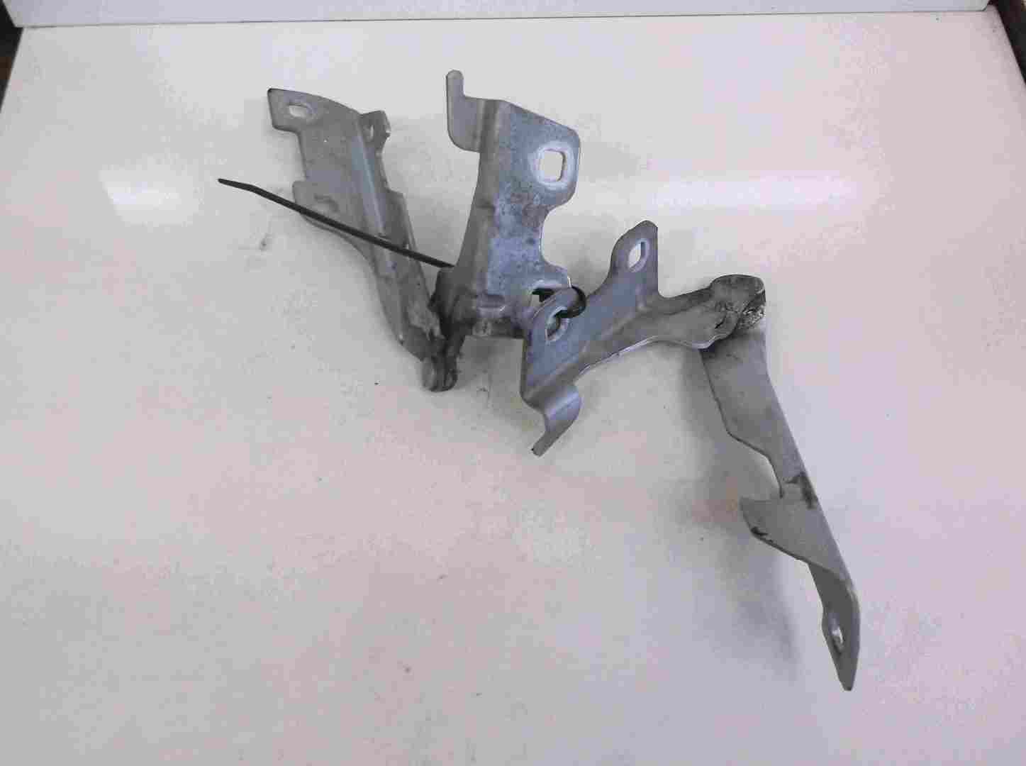 Renault Clio MK2 2001-2006 Bonnet Hinges Set Pair Silver 632
