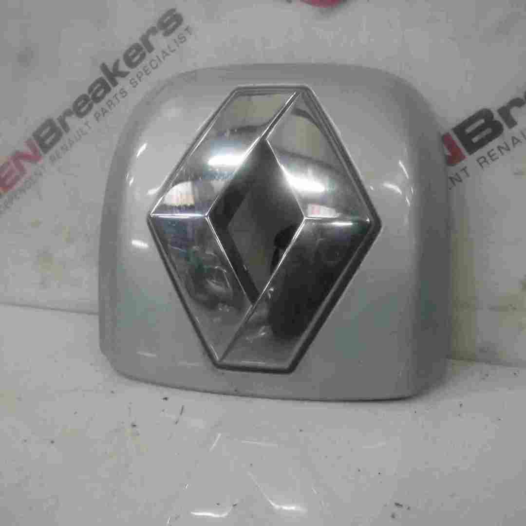 Renault Clio MK2 2001-2006 Boot Diamond Surround Silver 632