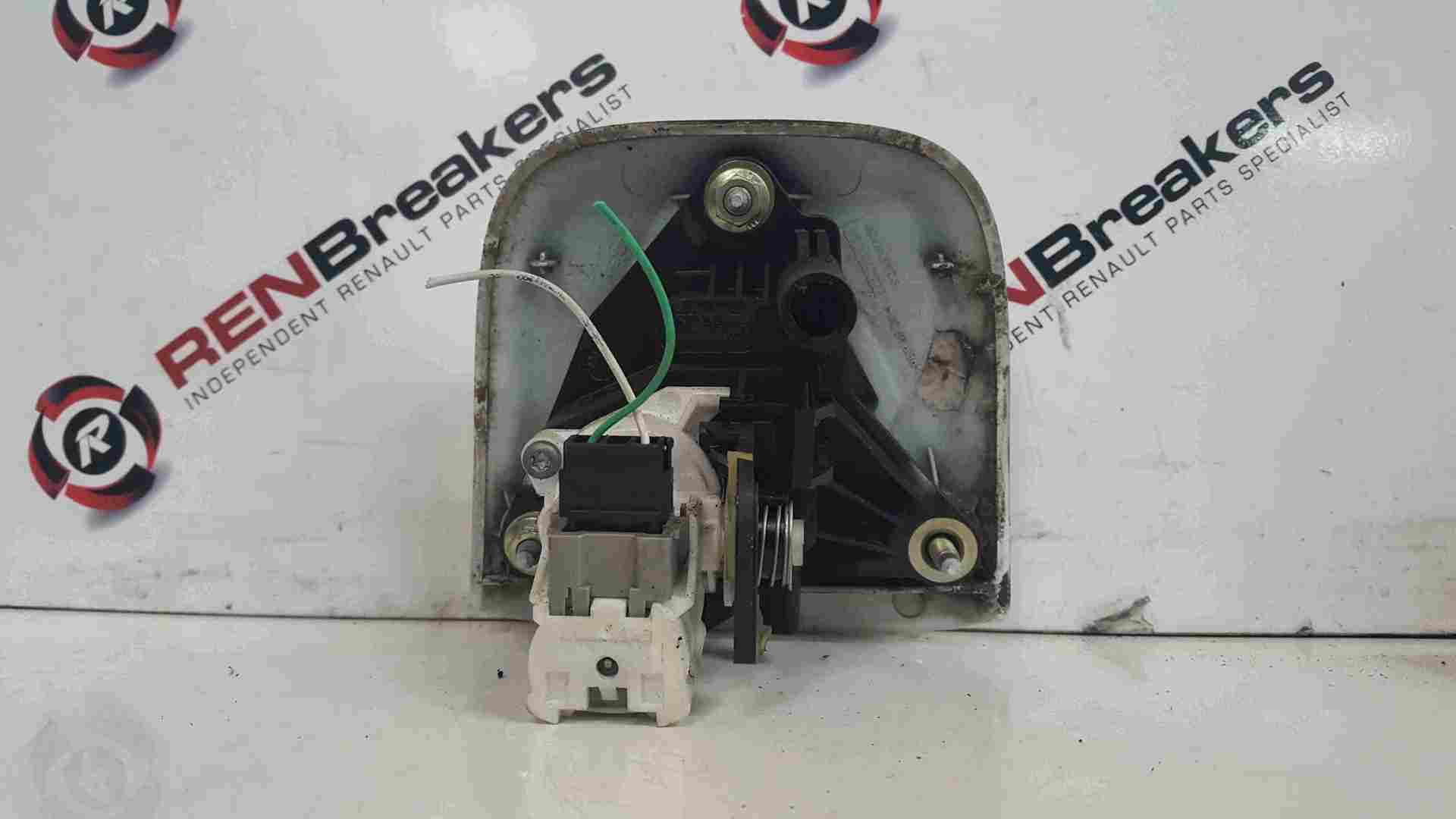 Thumb 3 Renault Clio MK2 2001-2006 Boot Lock Mechanism Button White Surround