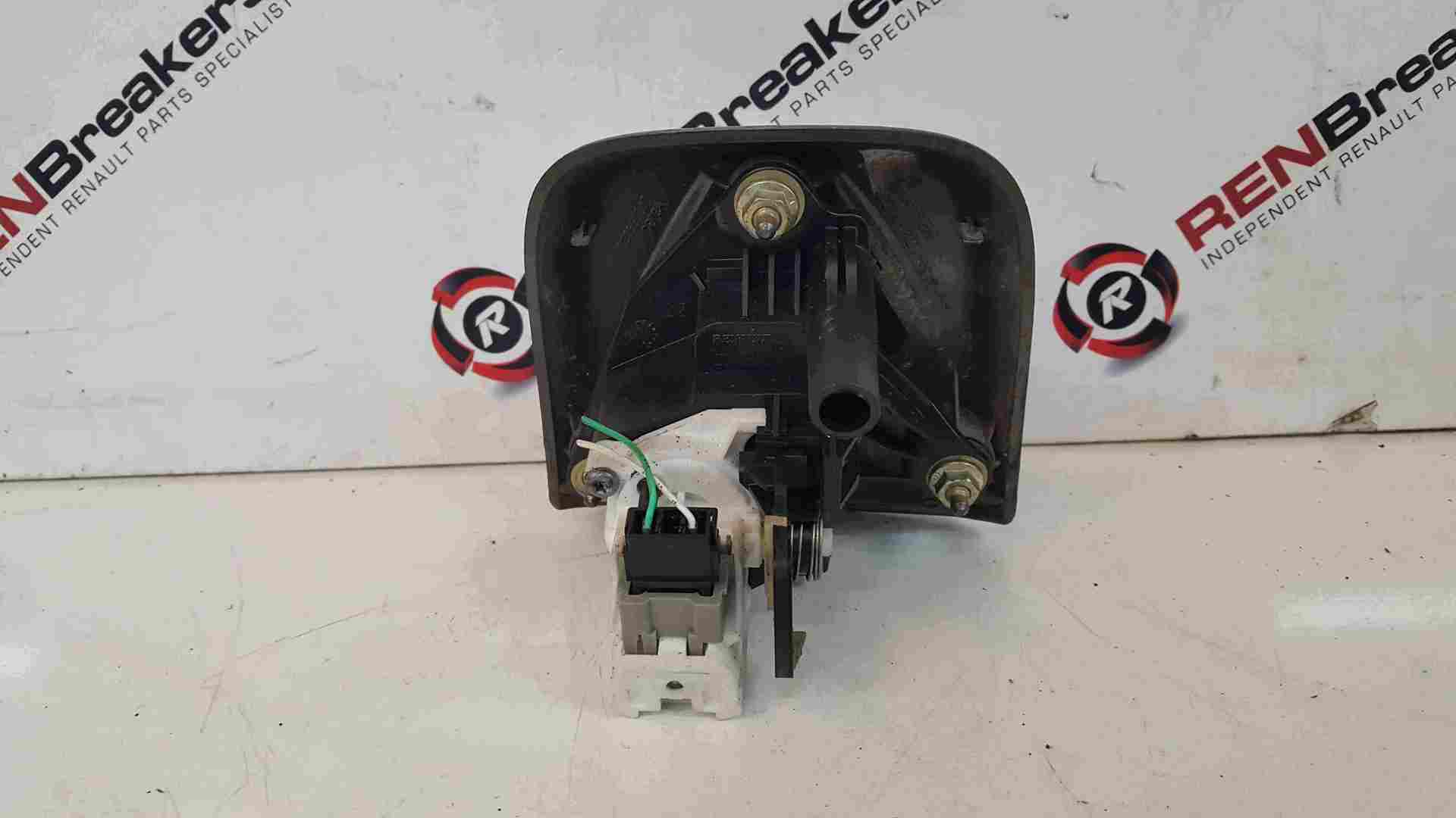 Thumb 2 Renault Clio MK2 2001-2006 Boot Lock Mechanism Grey Surround