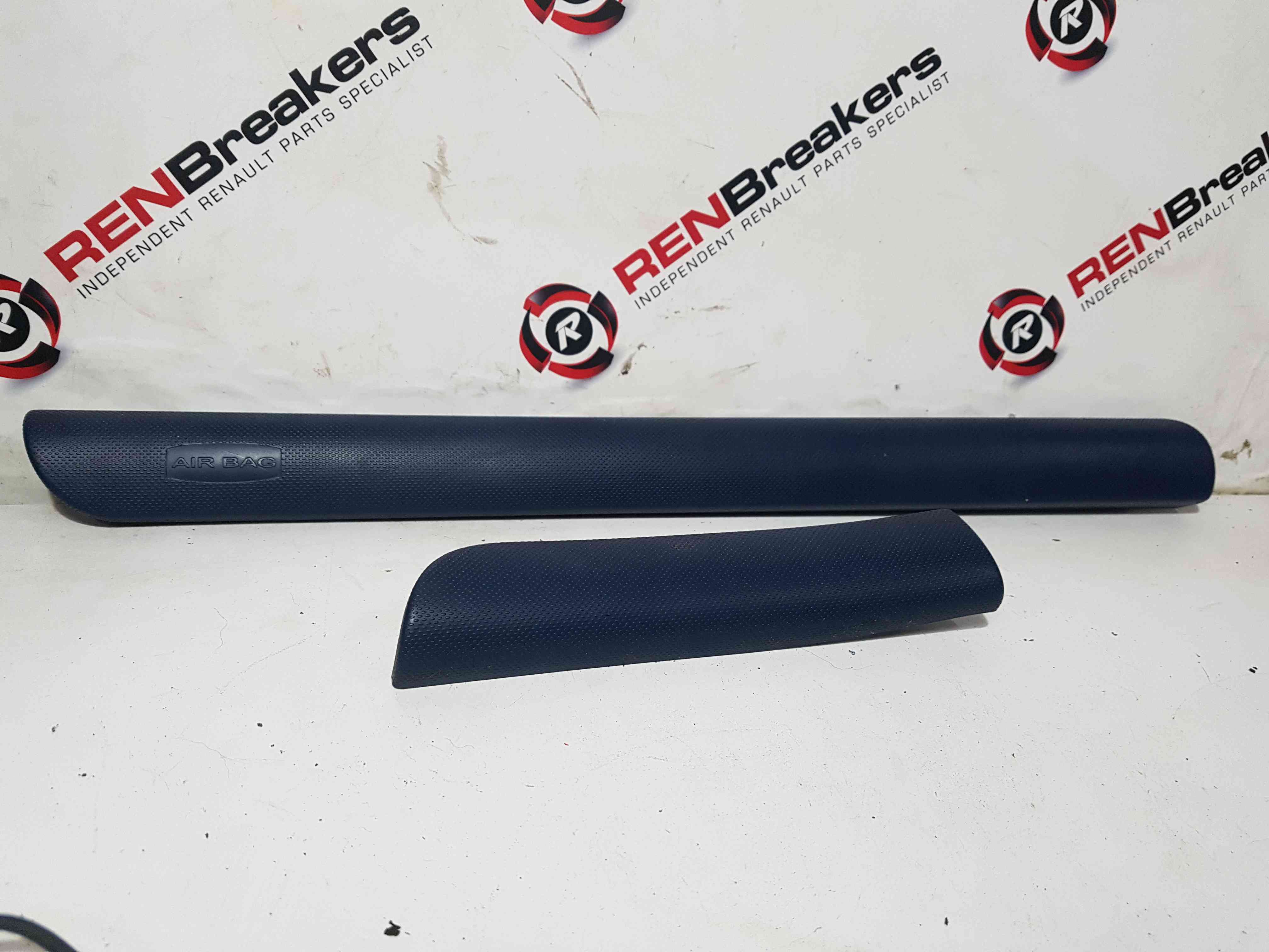 Thumb 2 Renault Clio MK2 2001-2006 Dashboard Insert Trim Plastic Blue 8200071385