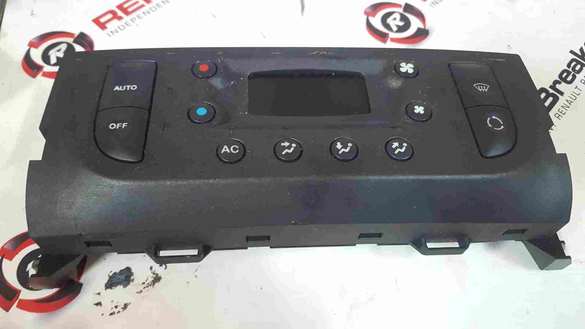 Renault Clio MK2 2001-2006 Digital Heater Controls 8200352852