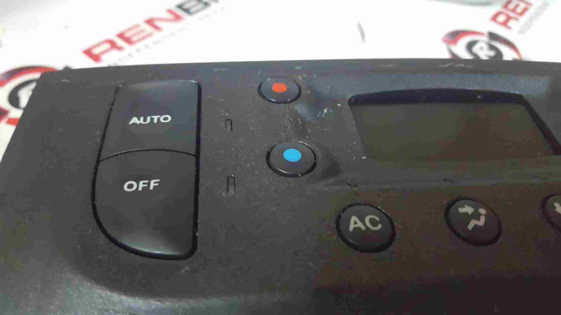 Thumb 2 Renault Clio MK2 2001-2006 Digital Heater Controls 8200352852