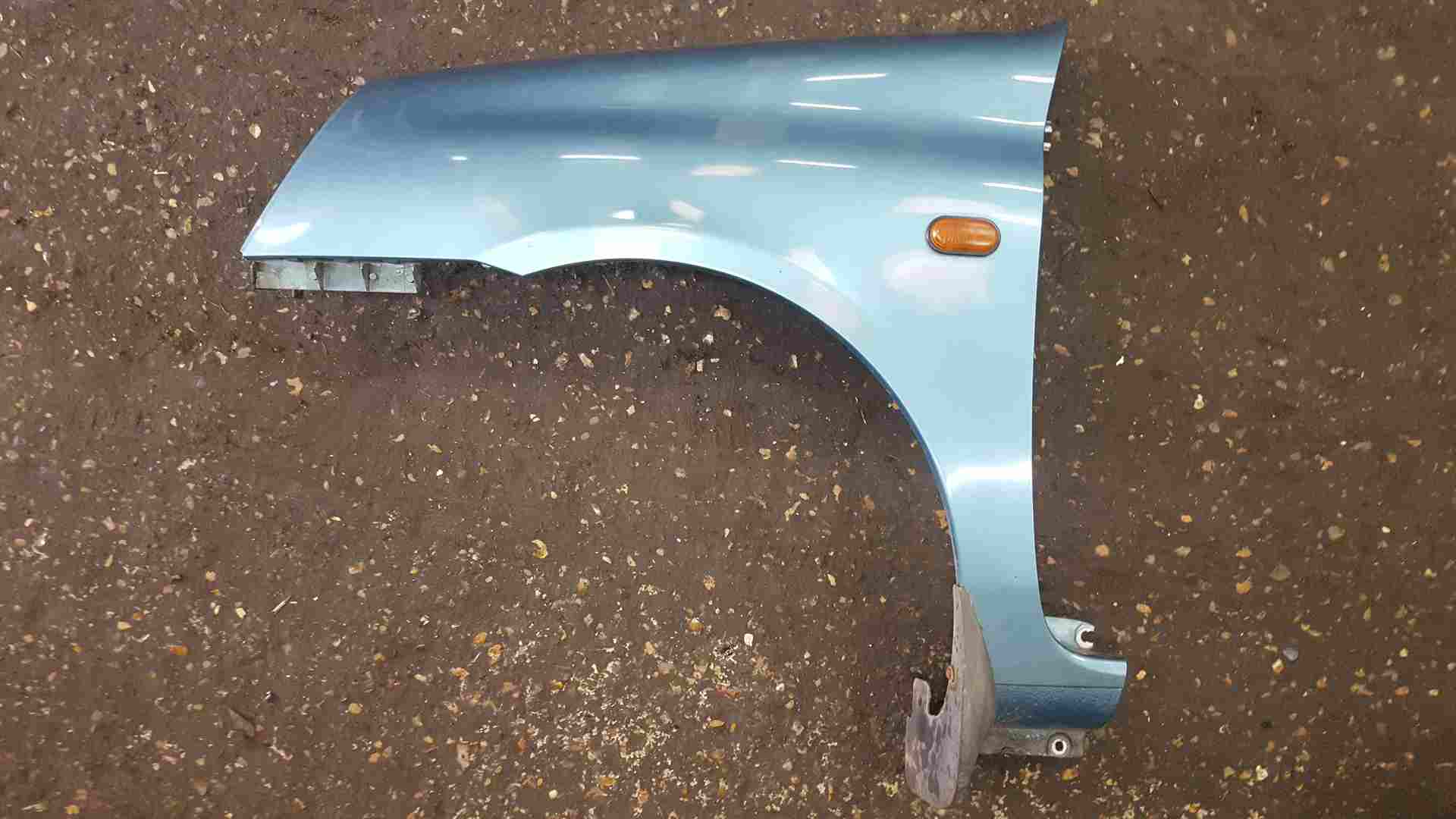 Thumb 3 Renault Clio MK2 2001-2006 Passenger NSF Wing Panel Blue Ted47