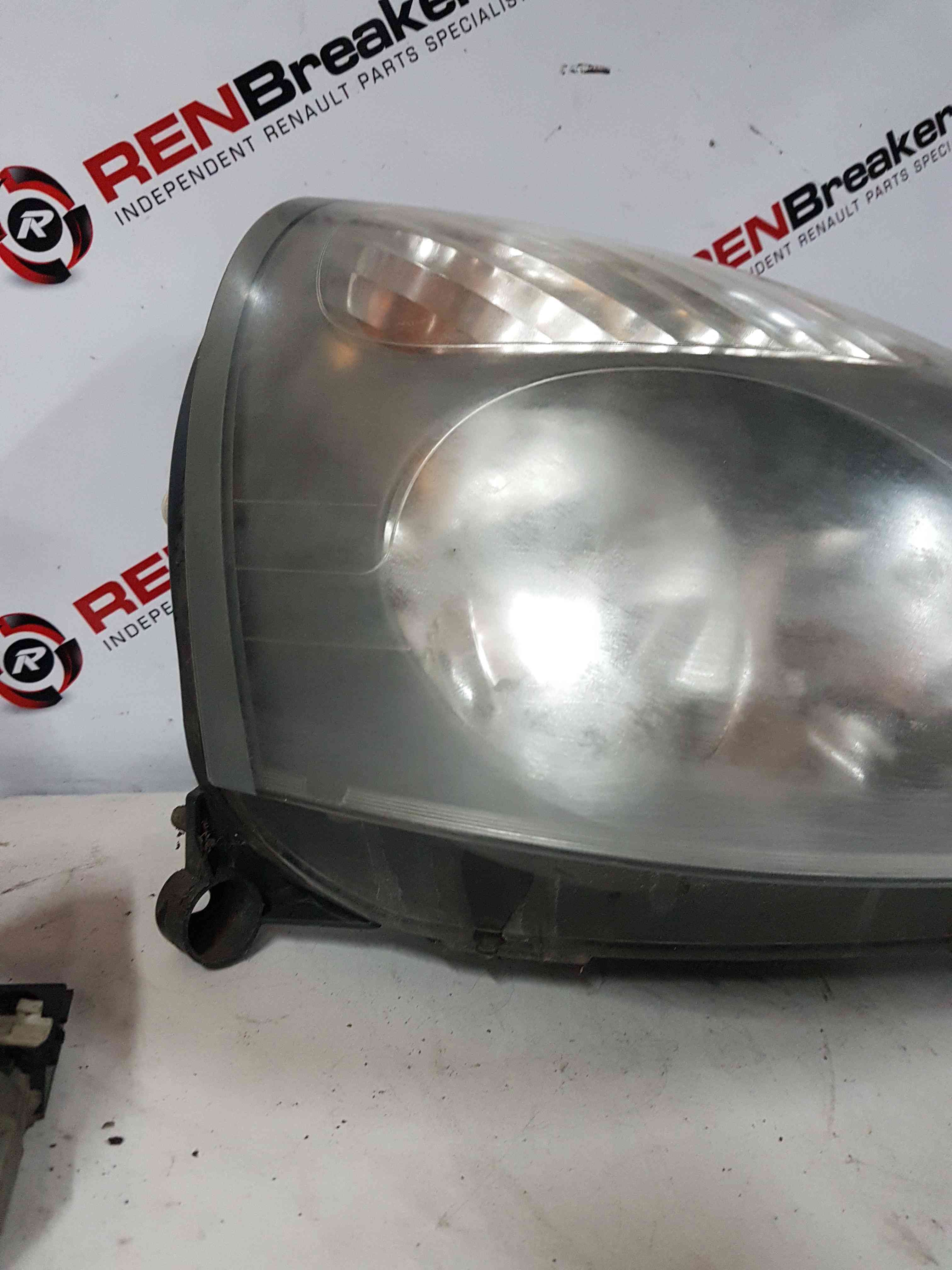 Thumb 3 Renault Clio MK2 2001-2006 Drivers OSF Cloudy Front Headlight Grey