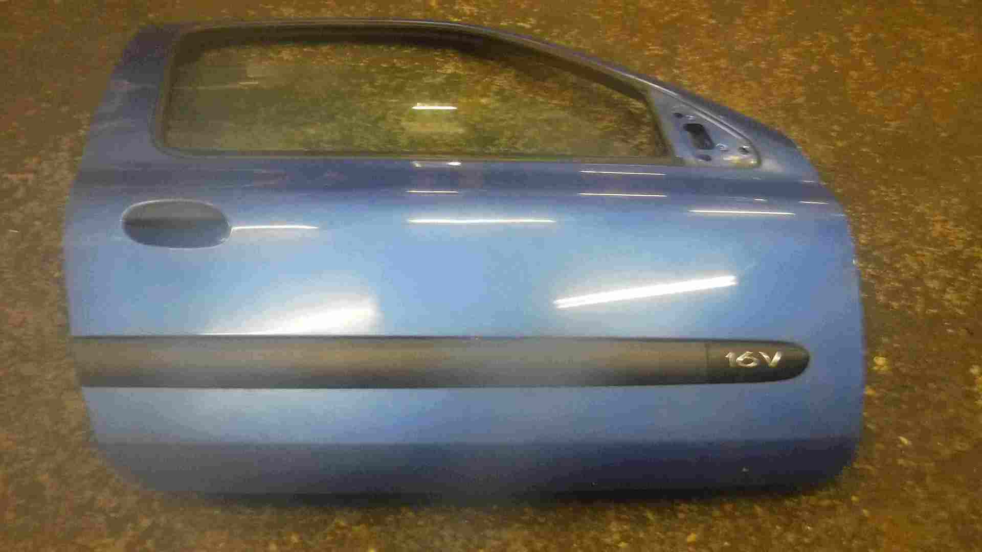 Renault Clio MK2 2001-2006 Drivers OSF Front Door Blue TEI45 TE145 3dr