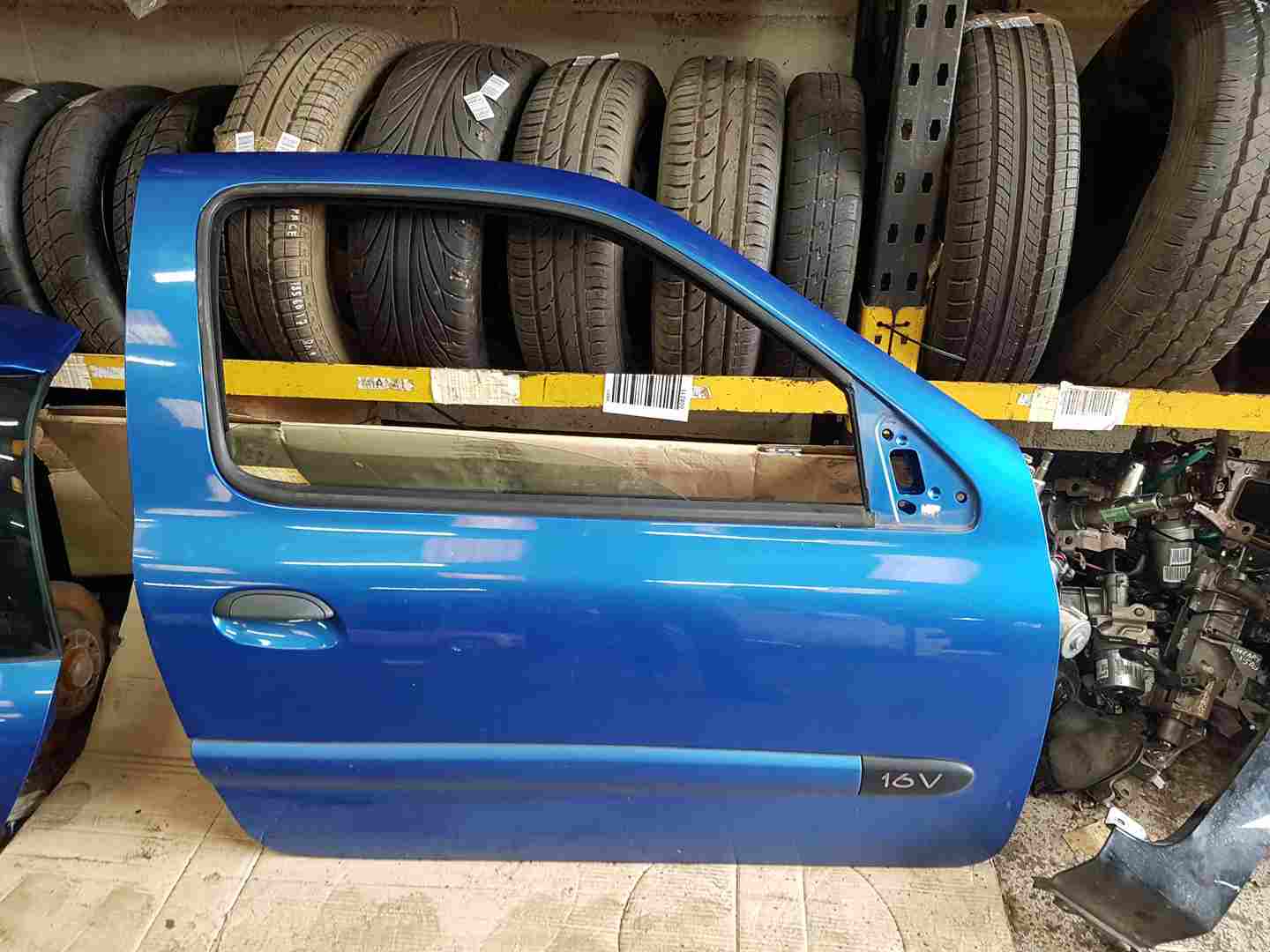 Renault Clio MK2 2001-2006 Drivers OSF Front Door Blue Tei45 Te145 3Dr