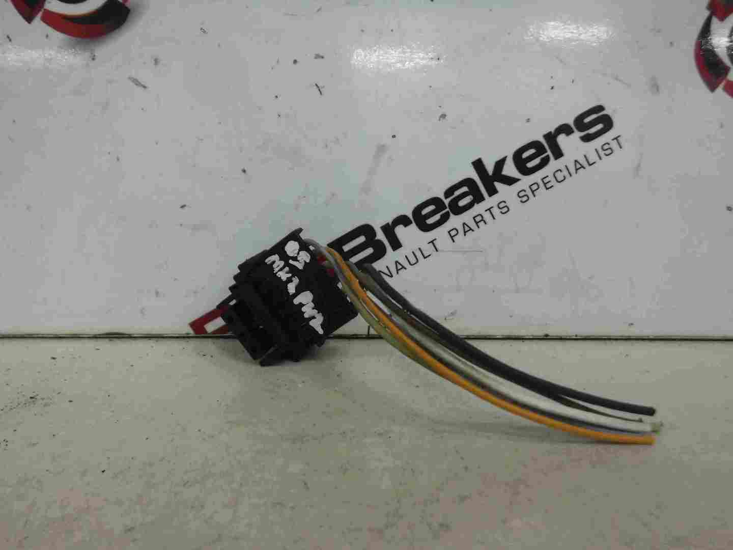 Renault Clio MK2 2001-2006 Drivers OSR Rear Bulb Holder Wiring Loom