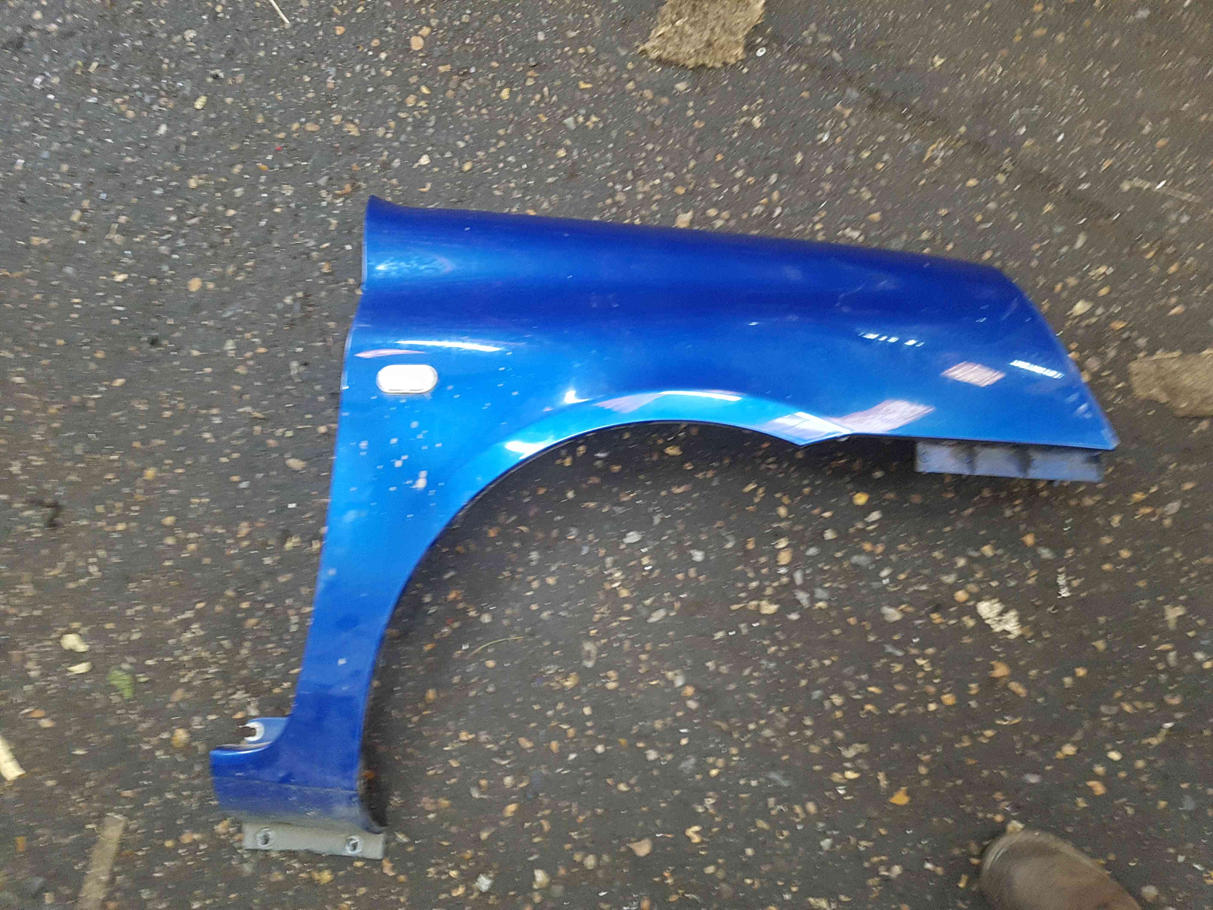 Thumb 5 Renault Clio MK2 2001-2006 Drivers Os Wing Blue TERNA