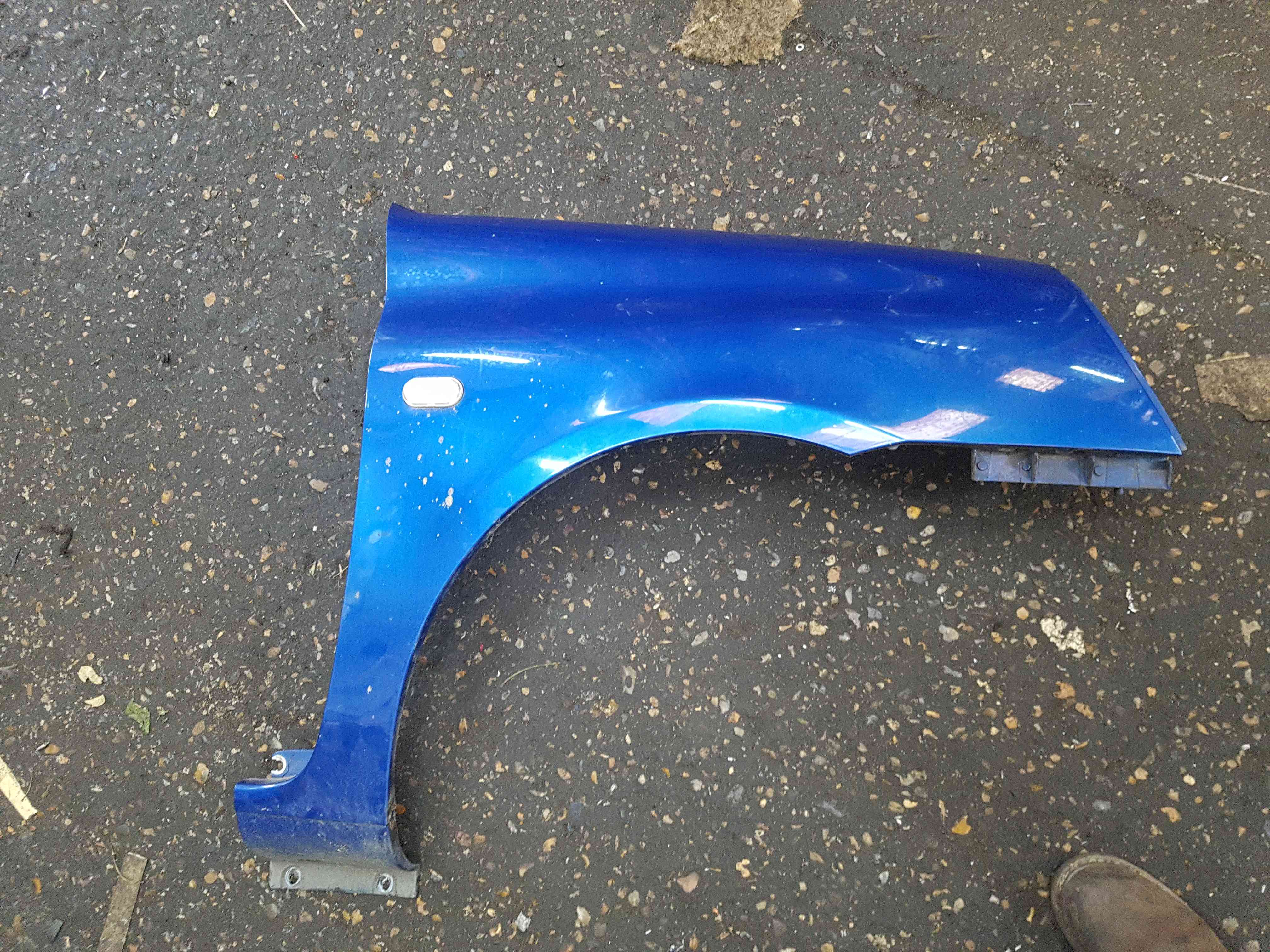 Renault Clio MK2 2001-2006 Drivers Os Wing Blue TERNA