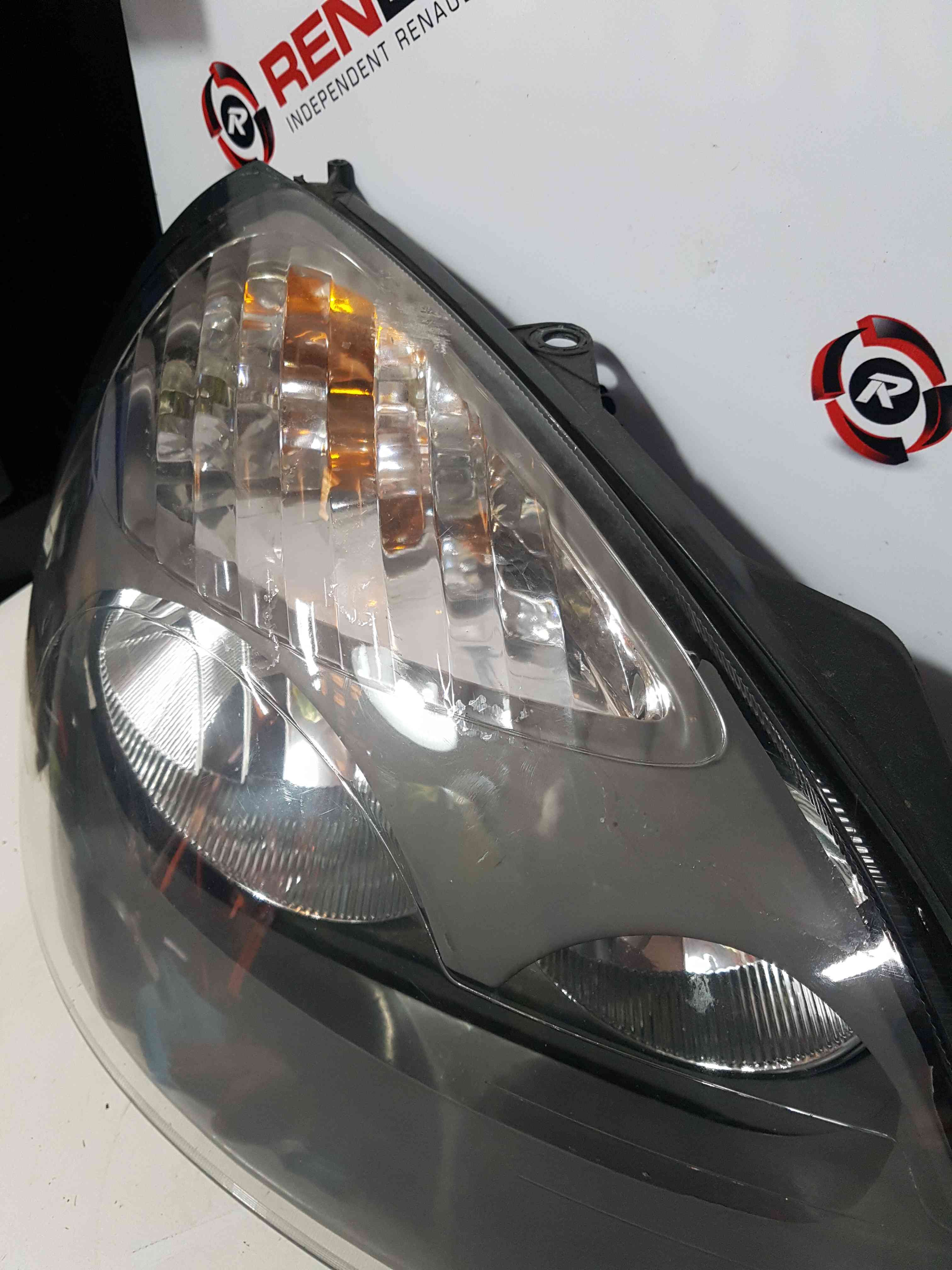 Thumb 14 Renault Clio MK2 2001-2006 Drivers Passenger OSF Nsf Front Headlight Grey PAIR