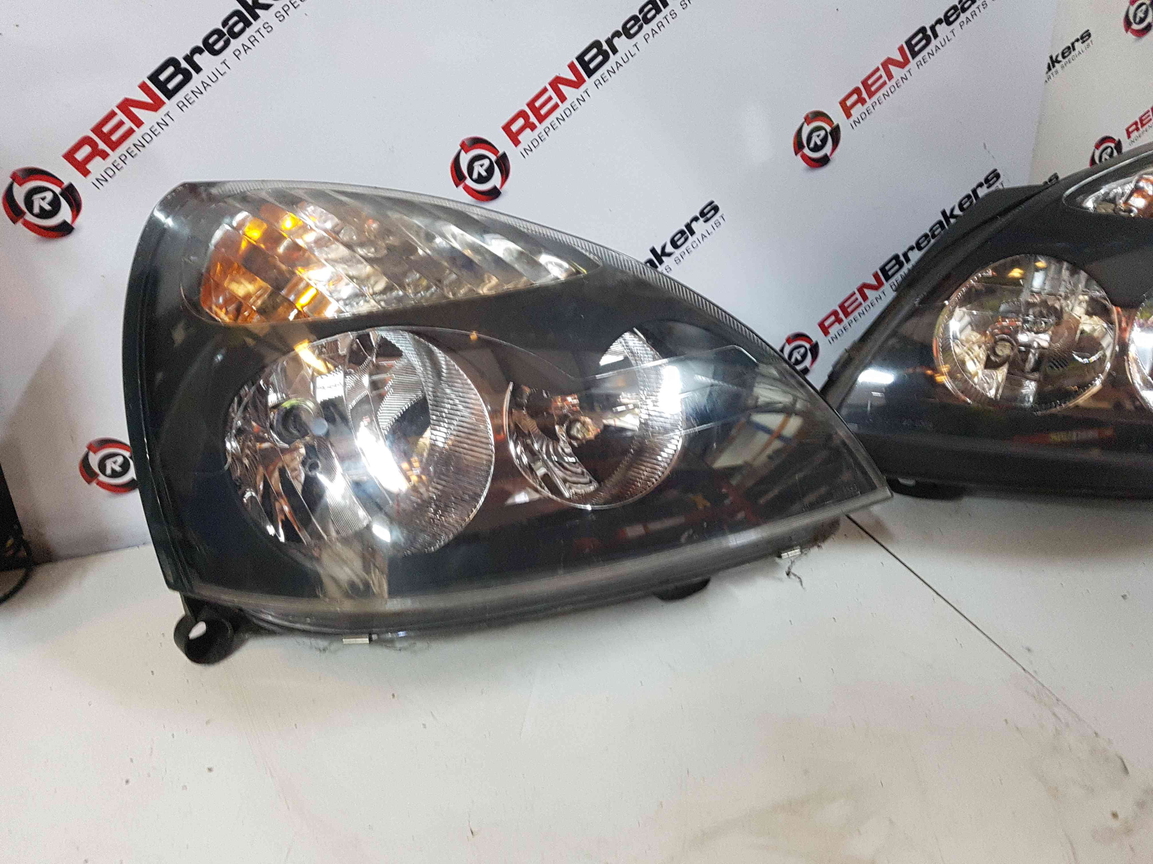 Thumb 4 Renault Clio MK2 2001-2006 Drivers Passenger OSF Nsf Headlight Black Pair