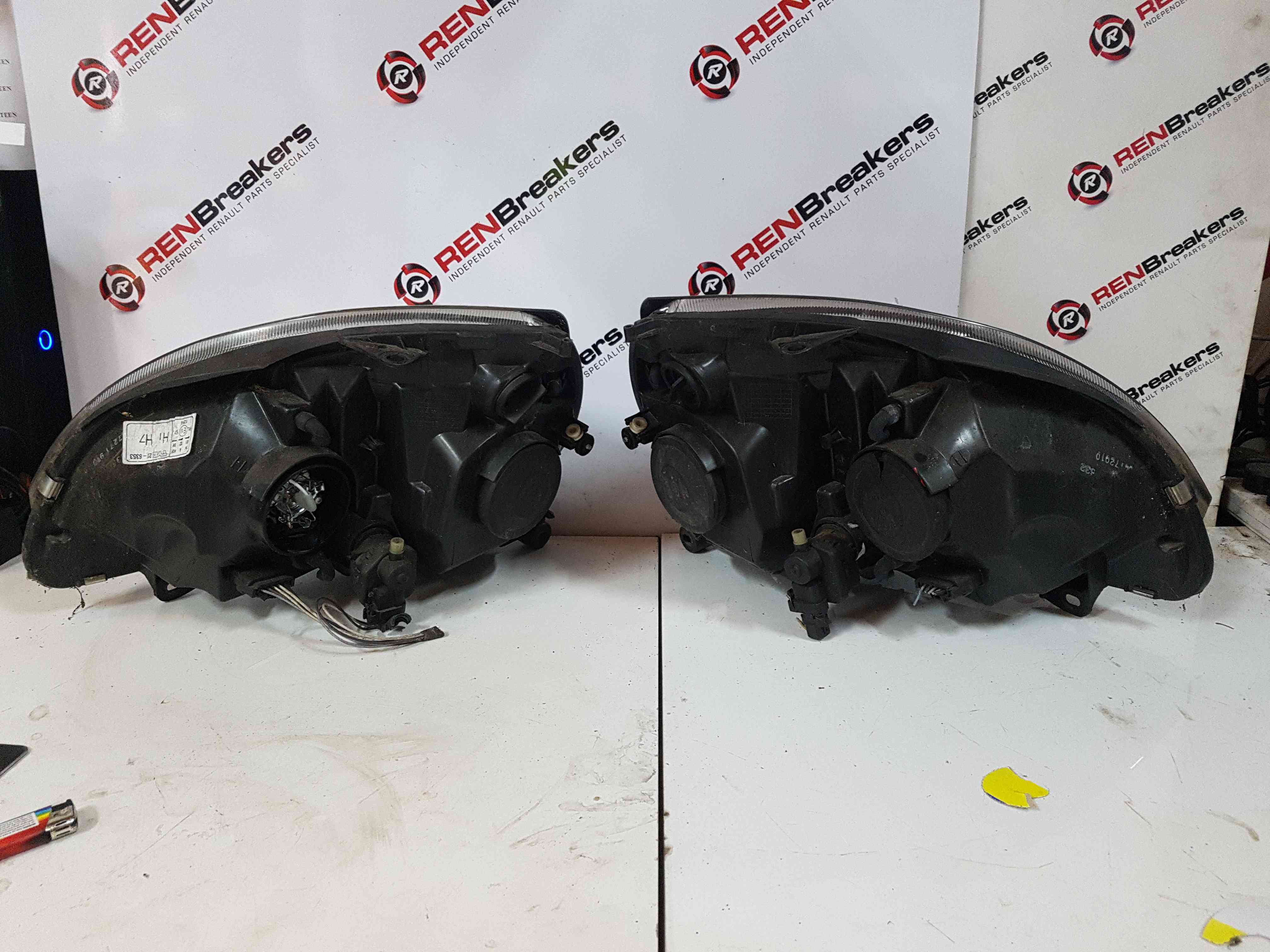 Thumb 7 Renault Clio MK2 2001-2006 Drivers Passenger OSF Nsf Headlight Black Pair